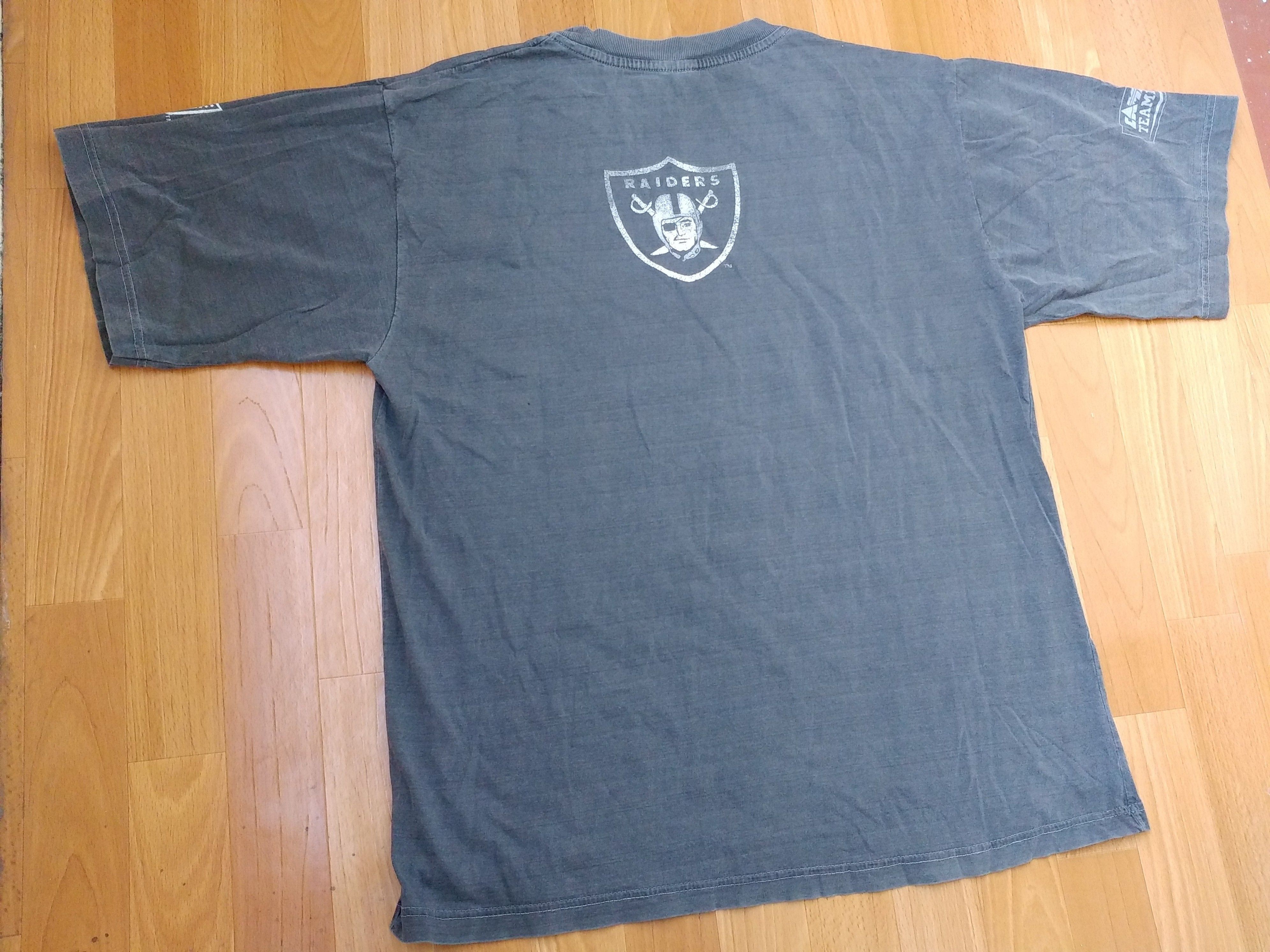 NFL × Vintage Los Angeles RAIDERS t-shirt Campri Teamline vintage jersey L Size US L / EU 52-54 / 3 - 10 Thumbnail