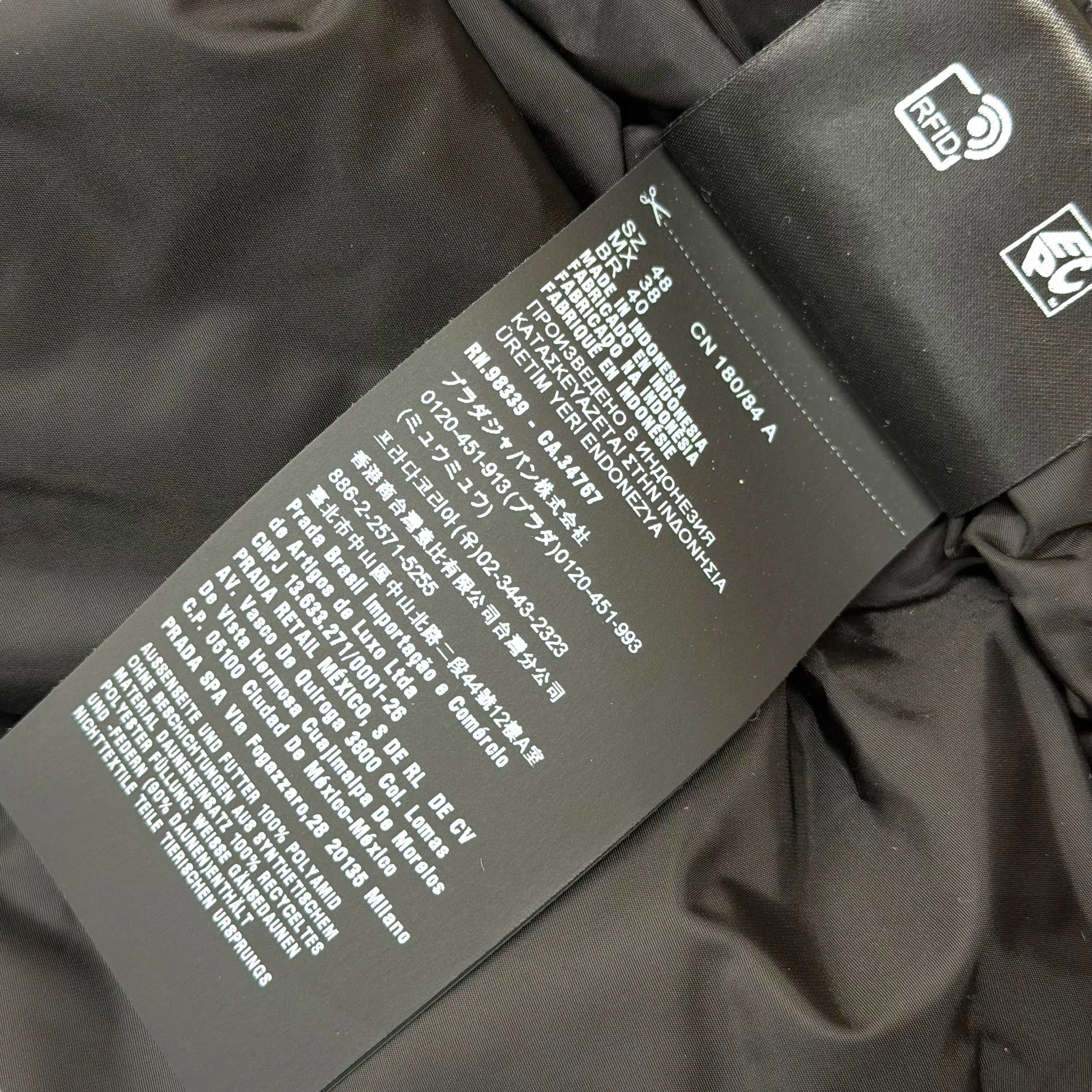 Prada Prada Padded Re-Nylon Vest 48 (M) Size US M / EU 48-50 / 2 - 7 Thumbnail