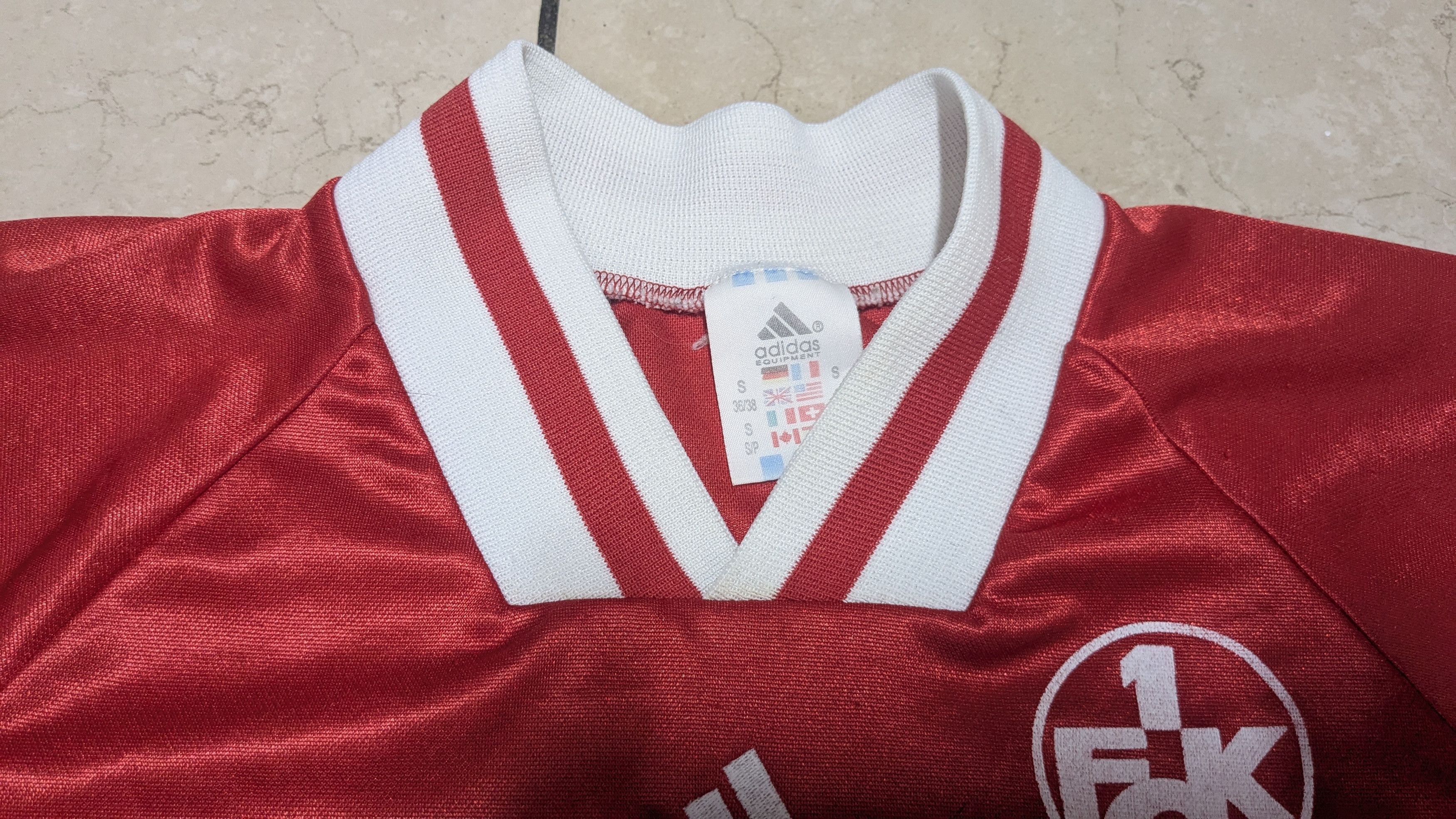 Adidas ADIDAS EQT FC KAISERSLAUTERN 1994/1995 SOCCER JERSEY Size US S / EU 44-46 / 1 - 2 Thumbnail