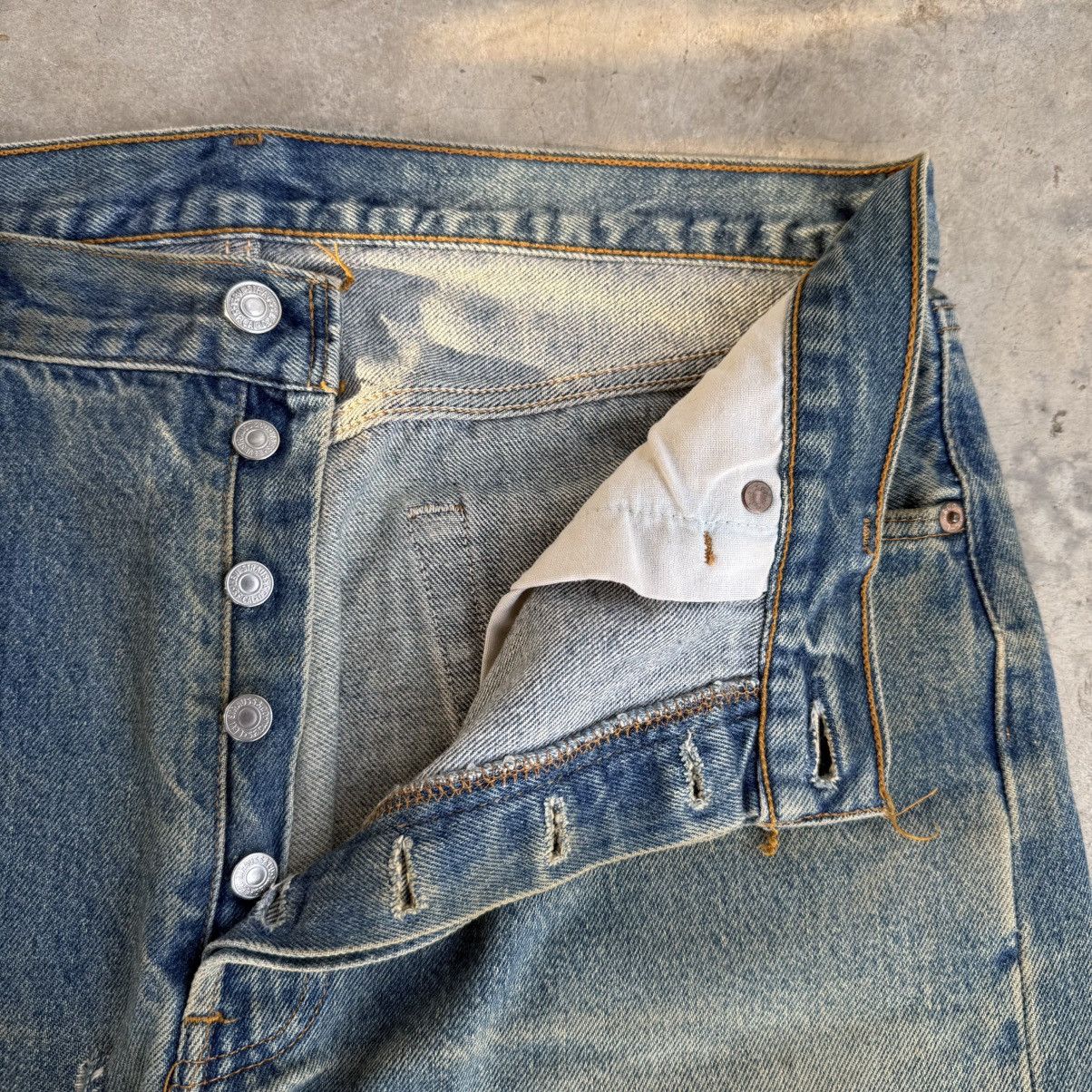 Levi's Vintage Clothing Vintage 95' Levi's 501 USA Button fly Rusty Faded Denim Jean Size US 36 / EU 52 - 9 Thumbnail