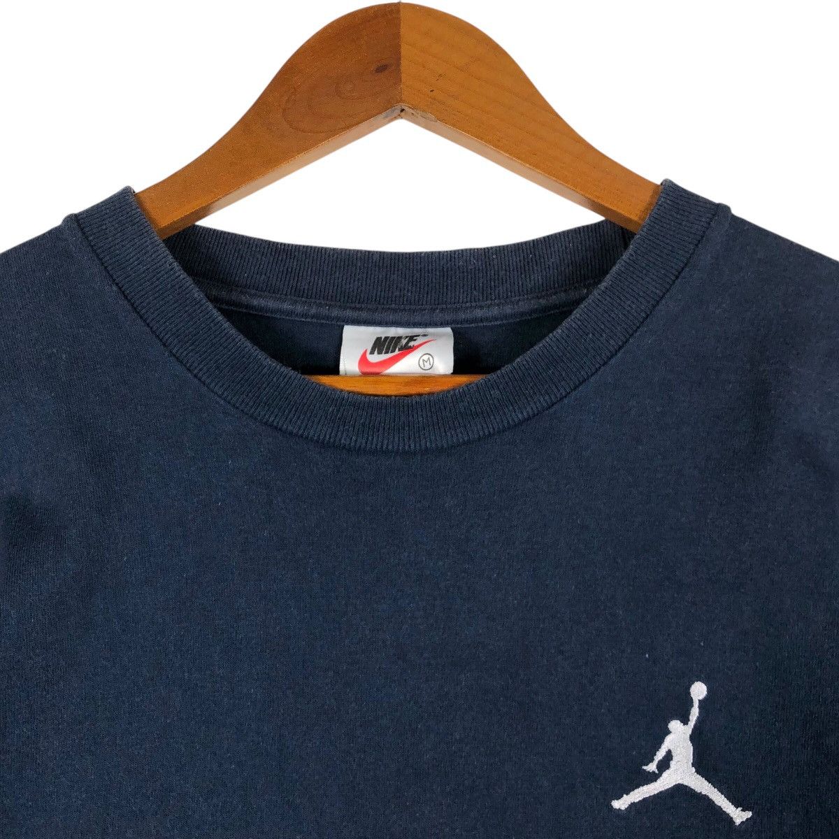 Nike Nike Jump Man AIR JORDAN Embroidery Logo T-Shirt Size US M / EU 48-50 / 2 - 3 Thumbnail