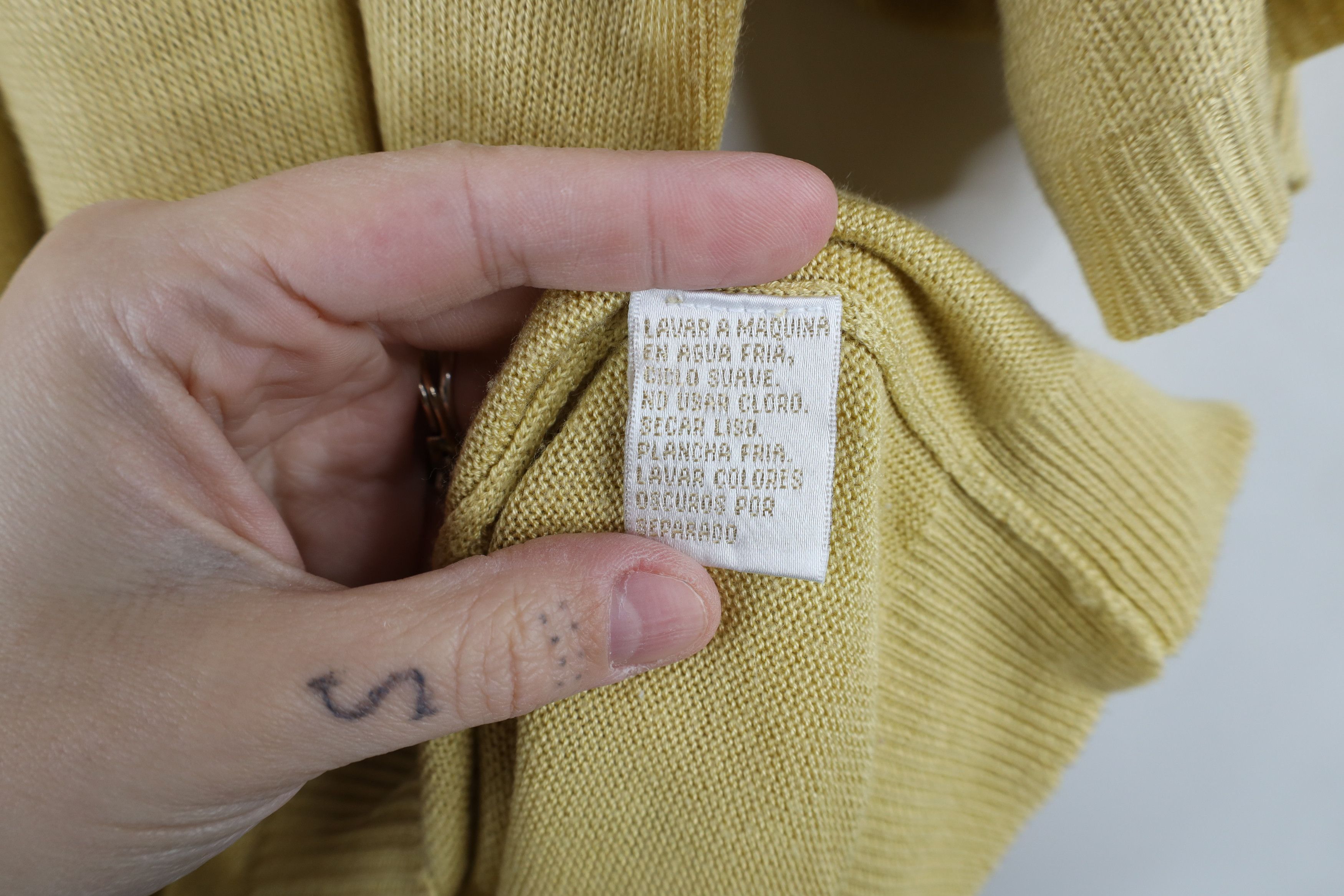Vintage Vintage 90s Streetwear Knit Short Sleeve Sweater Gold Size US L / EU 52-54 / 3 - 6 Thumbnail