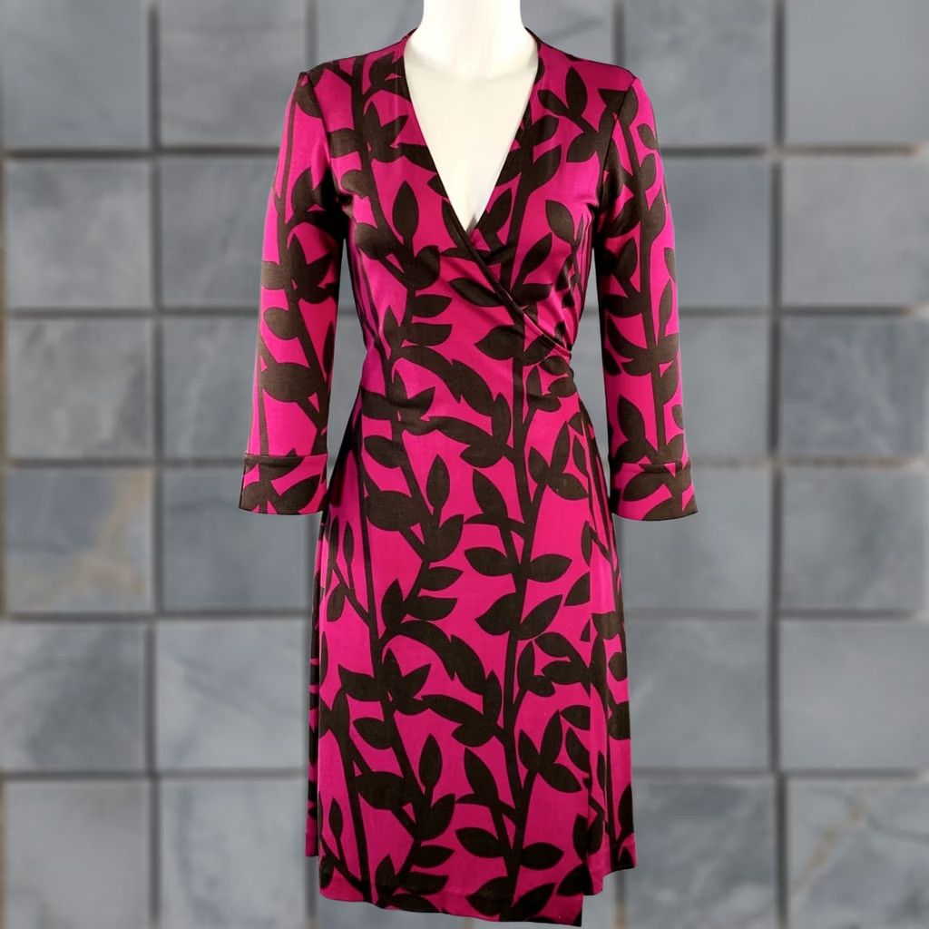 Diane von Furstenberg DIANE VON FURSTENBERG Wrap Dress M Brown Magenta Silk Abstract Floral Women Size M / US 6-8 / IT 42-44 - 1 Thumbnail