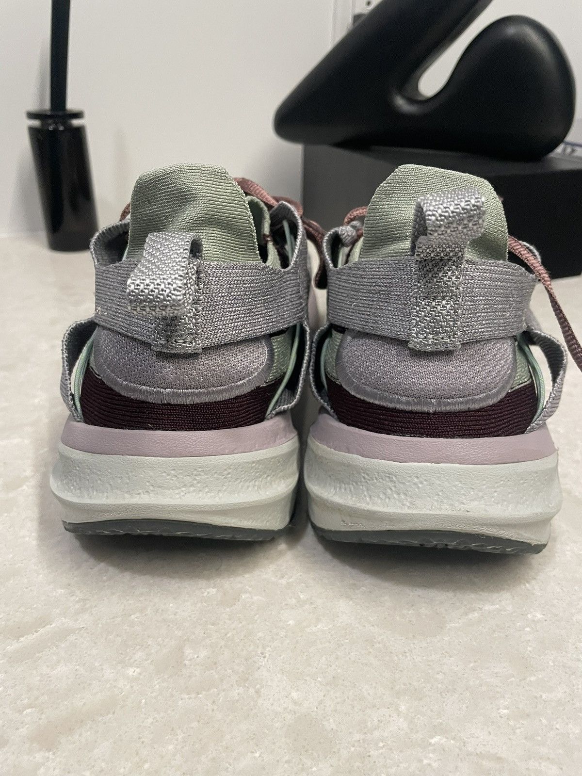 Nike Nike Spark Flyknit Burgundy Crush and Racer Blue Men 10.5 Size US 10.5 / EU 43-44 - 5 Thumbnail