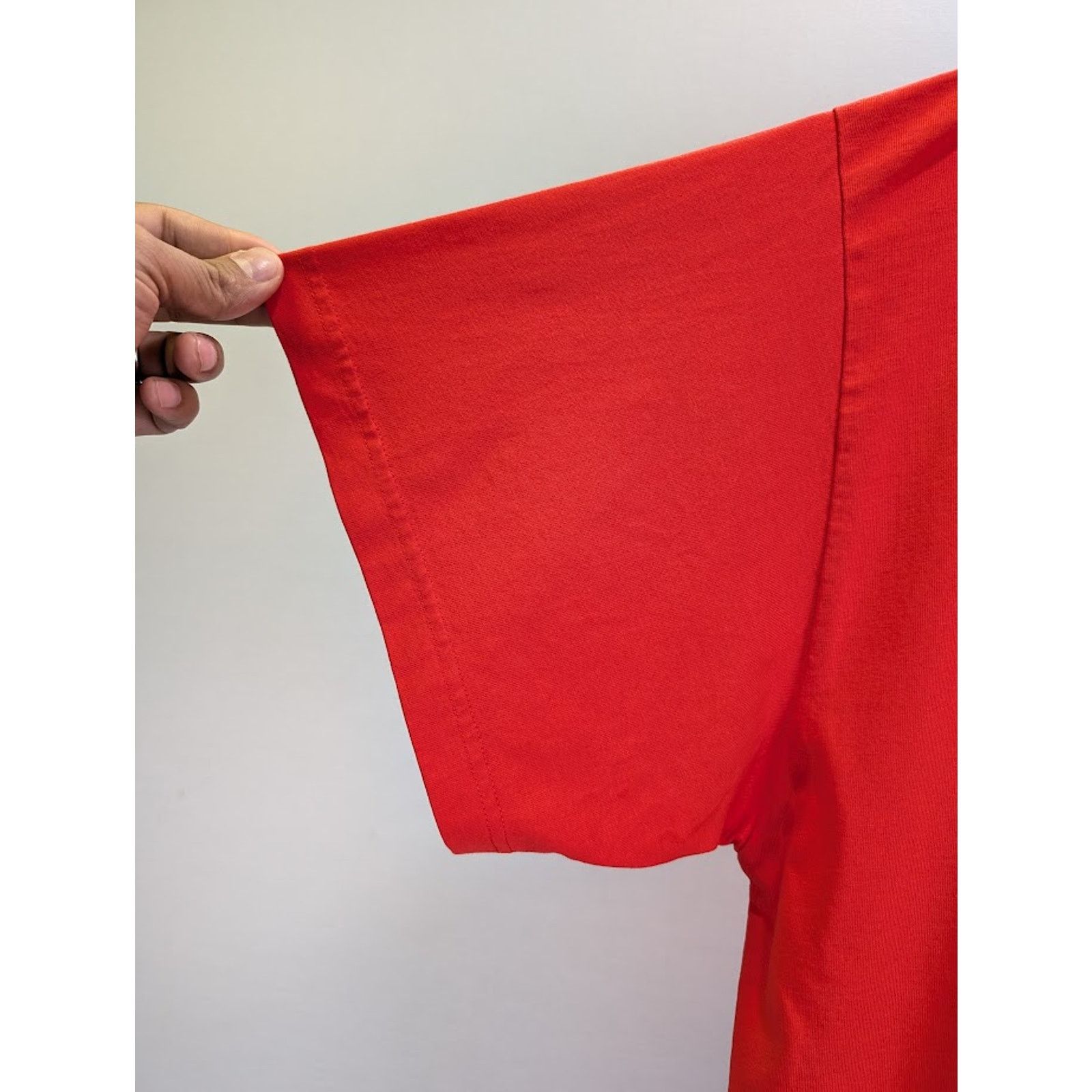 Balenciaga × Under Armour o1rshd1 Q:2 / T-Shirt Vintage Jersey in Red/White Size US XL / EU 56 / 4 - 6 Thumbnail