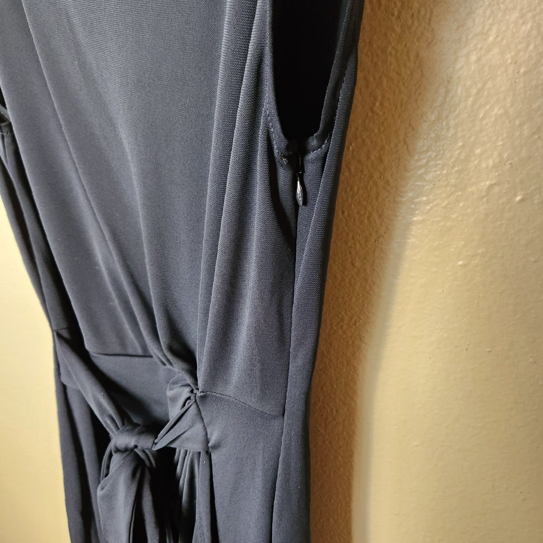 Vintage Lark & Ro Black Sleeveless Ruched Tie Waist Knee Length Dress-Size 4 Size S / US 4 / IT 40 - 4 Thumbnail