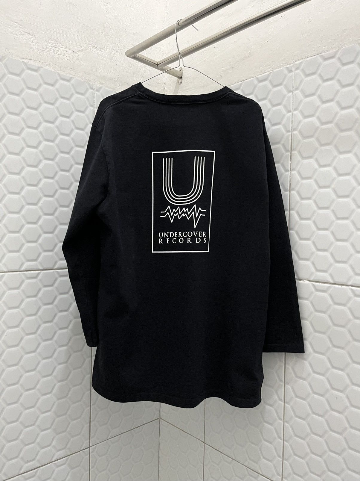 Undercover Undercover AW/05 "But Beautiful" Longsleeve Size US L / EU 52-54 / 3 - 4 Thumbnail