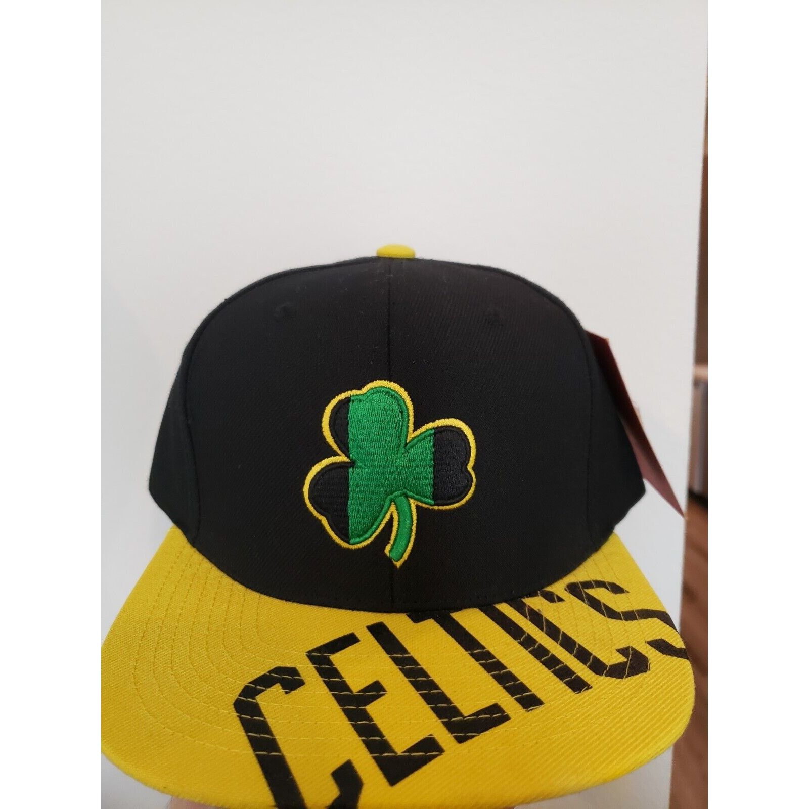 Mitchell & Ness Boston Celtics Hat Reload 3.0 Snapback Snap Mitchell & Ness Size ONE SIZE - 1 Thumbnail