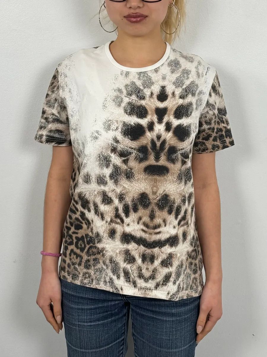 Roberto Cavalli 2000s Roberto Cavalli White Leopard Print T-Shirt Size S / US 4 / IT 40 - 2 Thumbnail