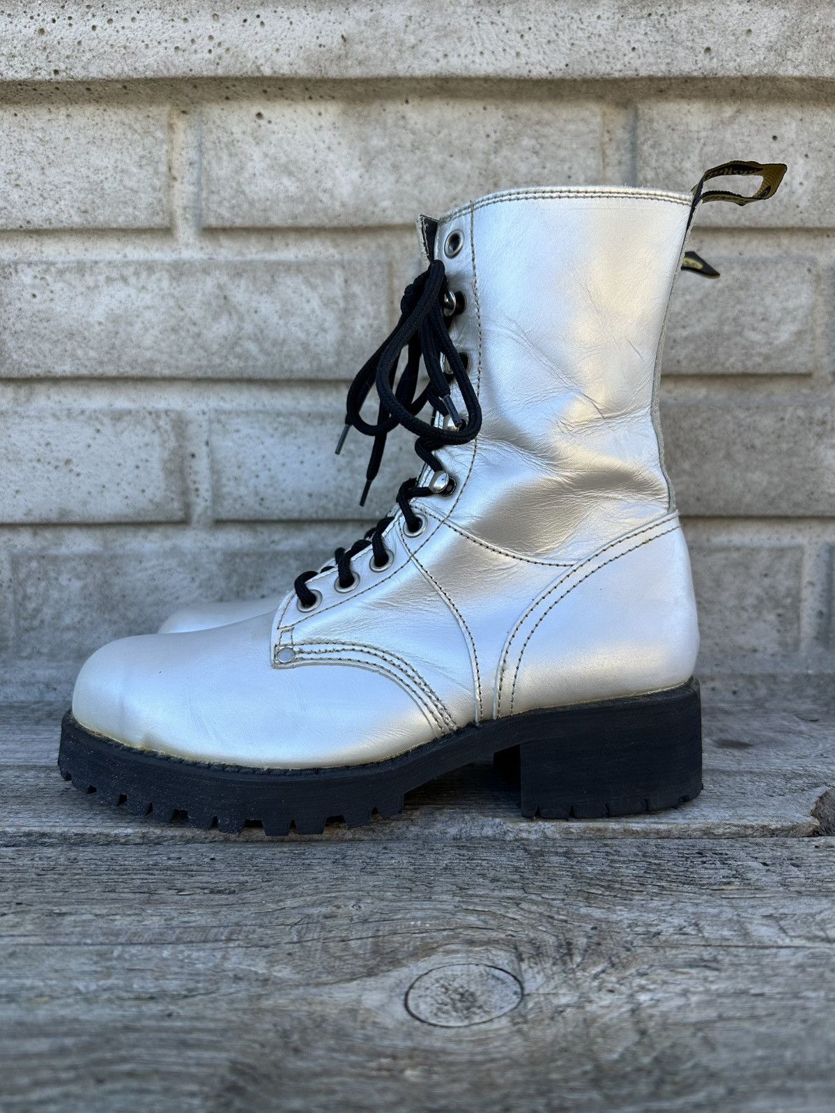 Buffalo London Buffalo Leather Silver Metallic Combat Boots with Metal Toe Size US 7 / IT 37 - 2 Thumbnail