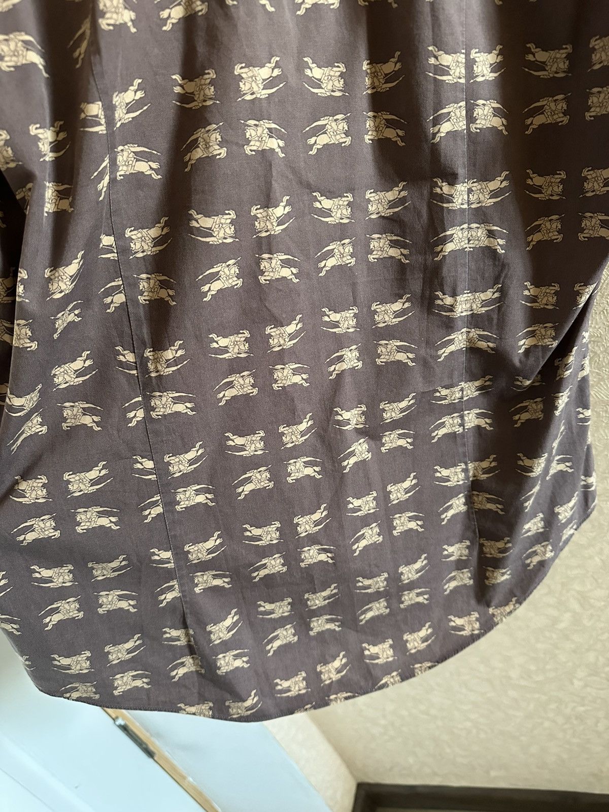 Burberry Burberry shirt logo size M vintage Size US M / EU 48-50 / 2 - 7 Thumbnail