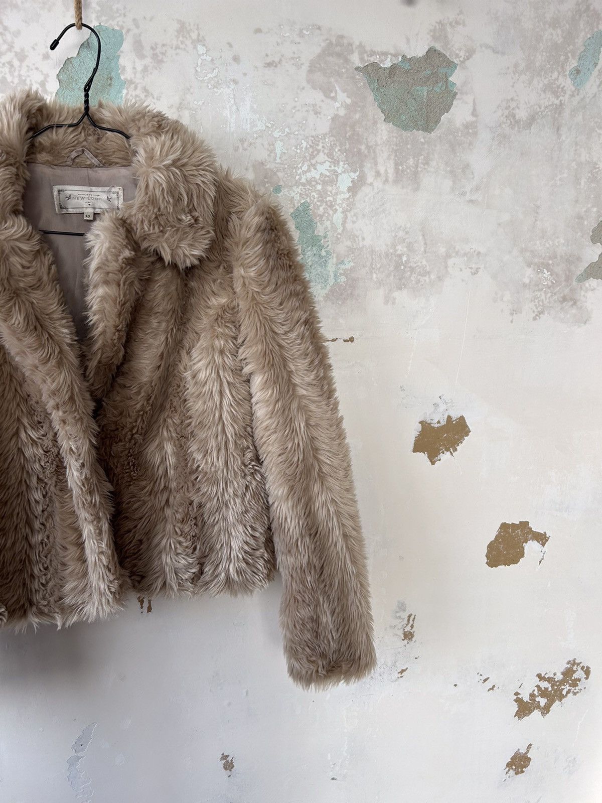 Vintage Faux raccoon fur coat round collar warm thick Size M / US 6-8 / IT 42-44 - 2 Thumbnail