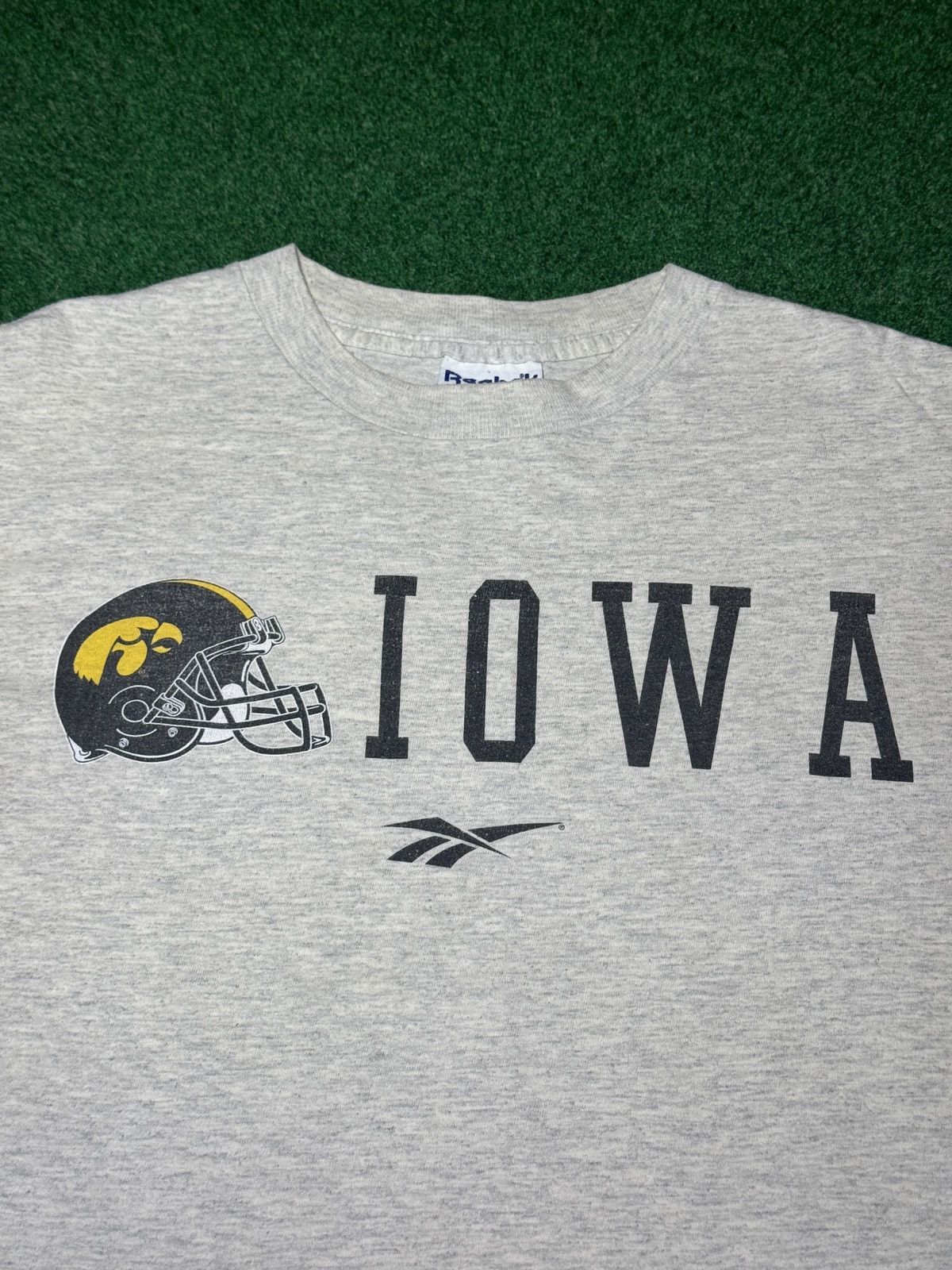 Reebok Iowa Football Vintage Reebok College 90s M T Shirt 20x27 Size US M / EU 48-50 / 2 - 2 Thumbnail