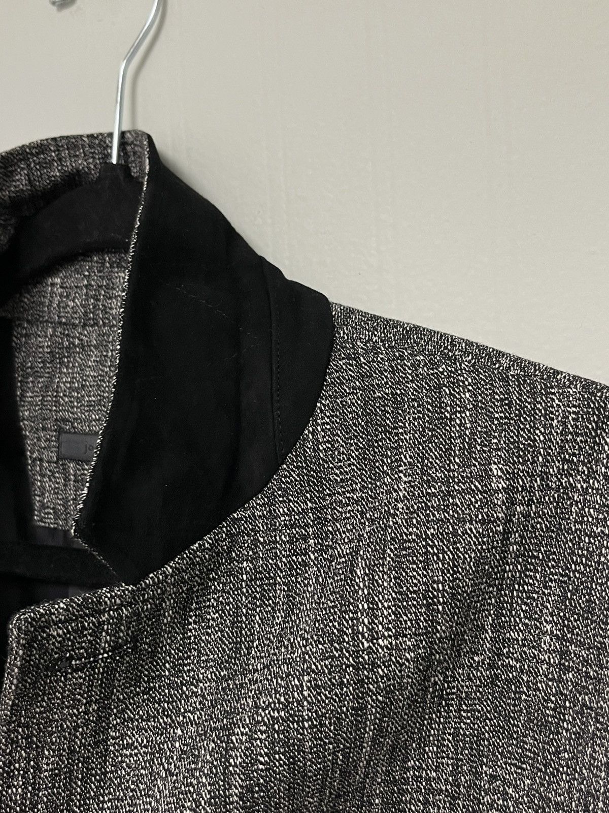 John Varvatos Notch Lapel Jacket With Suede Collar EU 48 USA size 38 Size US M / EU 48-50 / 2 - 4 Thumbnail