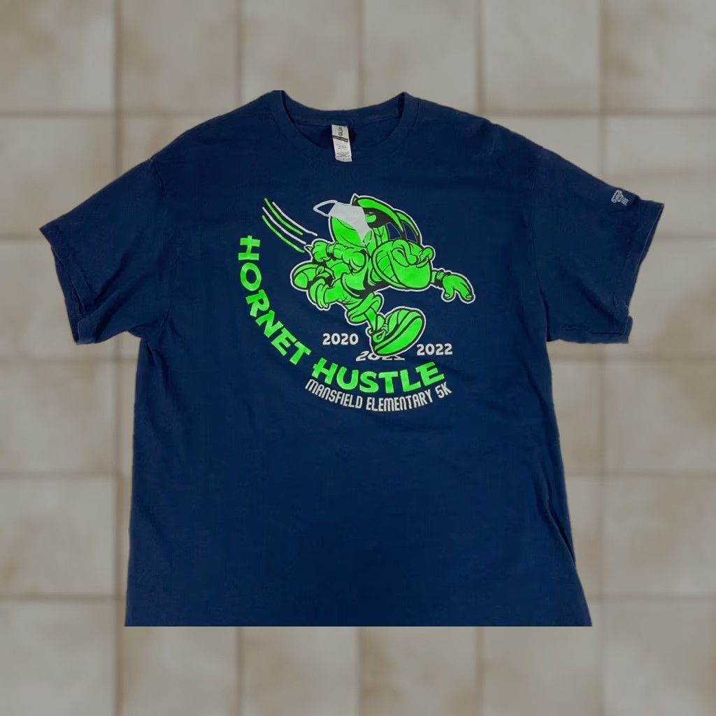 Gildan Gildan Hornets Shirt Mens Large Blue Crew Neck Short Sleeve Logo California Classic Hustle Size US L / EU 52-54 / 3 - 1 Thumbnail
