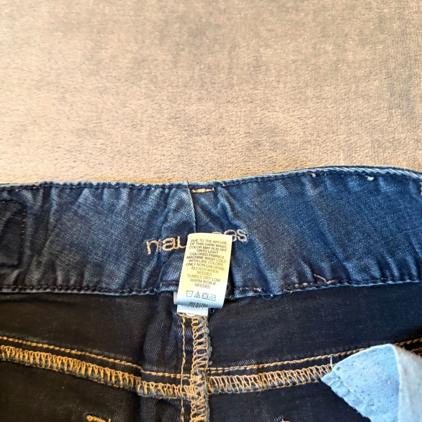 Vintage Maurices Bootcut Jeans Womens 7/8 Denim Dark Wash 30x32 Stretch 5-Pocket Regular 75% Cotton 23% Polyester 2% Spandex Blue Size 30" / US 8 / IT 44 - 6 Thumbnail