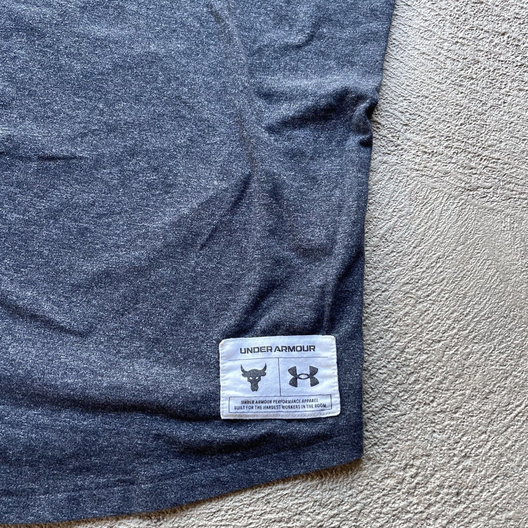 Under Armour Under Armour Shirt Mens 2XL Gray Brahma Bull Performance Stretch Mana Gym Basic Short Sleeve Crew Neck Pullover T-Shirt Size US XXL / EU 58 / 5 - 3 Thumbnail