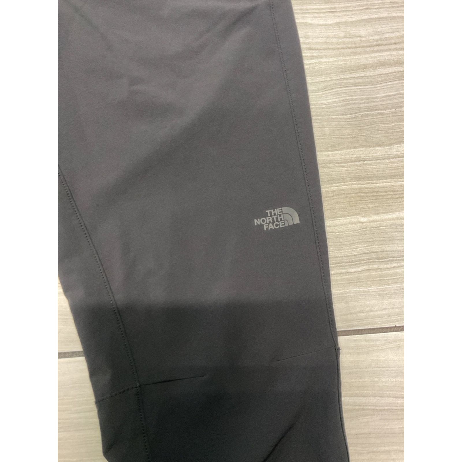 The North Face The North Face FlashDry Black Jogger Pants Size 28" / US 6 / IT 42 - 3 Thumbnail