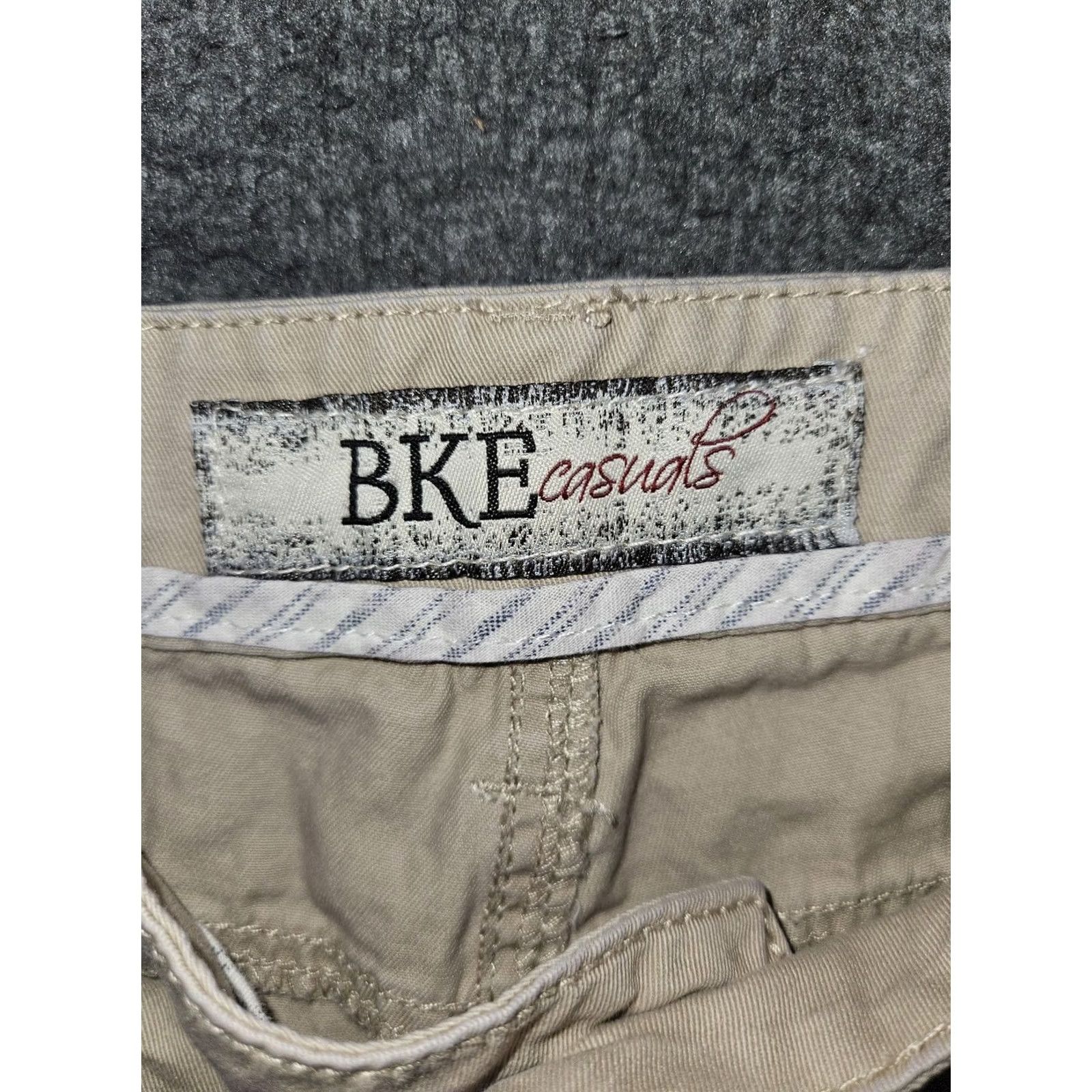 BKE BKE Casuals Shorts Womens 28 Beige Lace Back Pockets Cutoff Twill Laney Summer Dress: Shorts Size 28" / US 6 / IT 42 - 2 Thumbnail