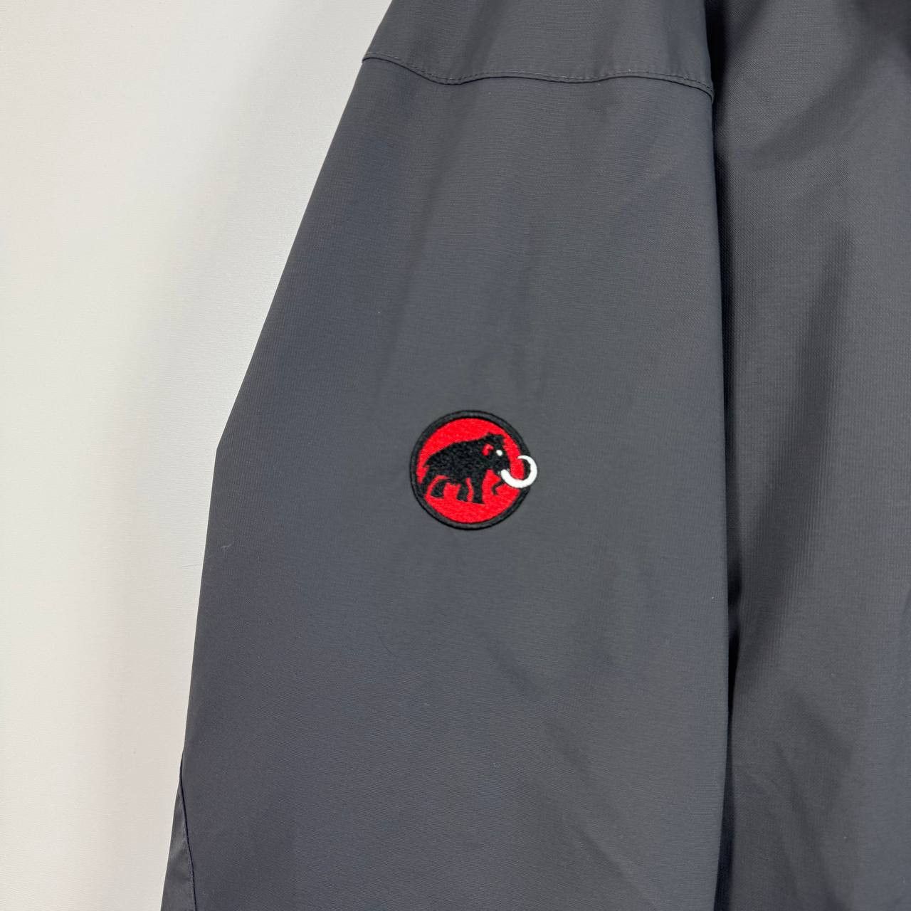 Mammut Mammut DryTech Waterproof Hooded Jacket Grey Mens Size M Size US M / EU 48-50 / 2 - 4 Thumbnail