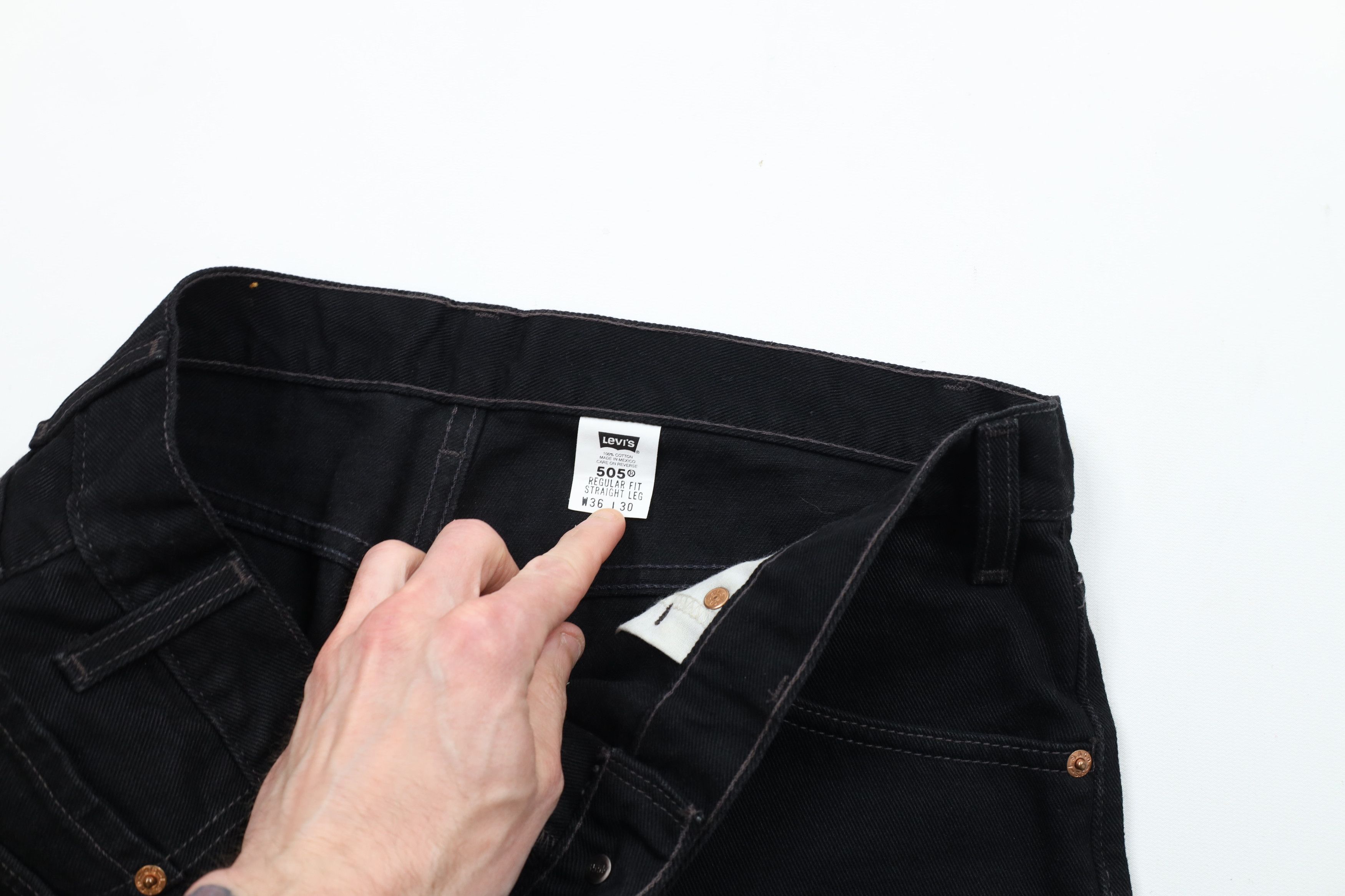 Levi's × Vintage Vintage Y2K 2000 Levis 505 Regular Straight Leg Jeans Black Size US 36 / EU 52 - 8 Thumbnail