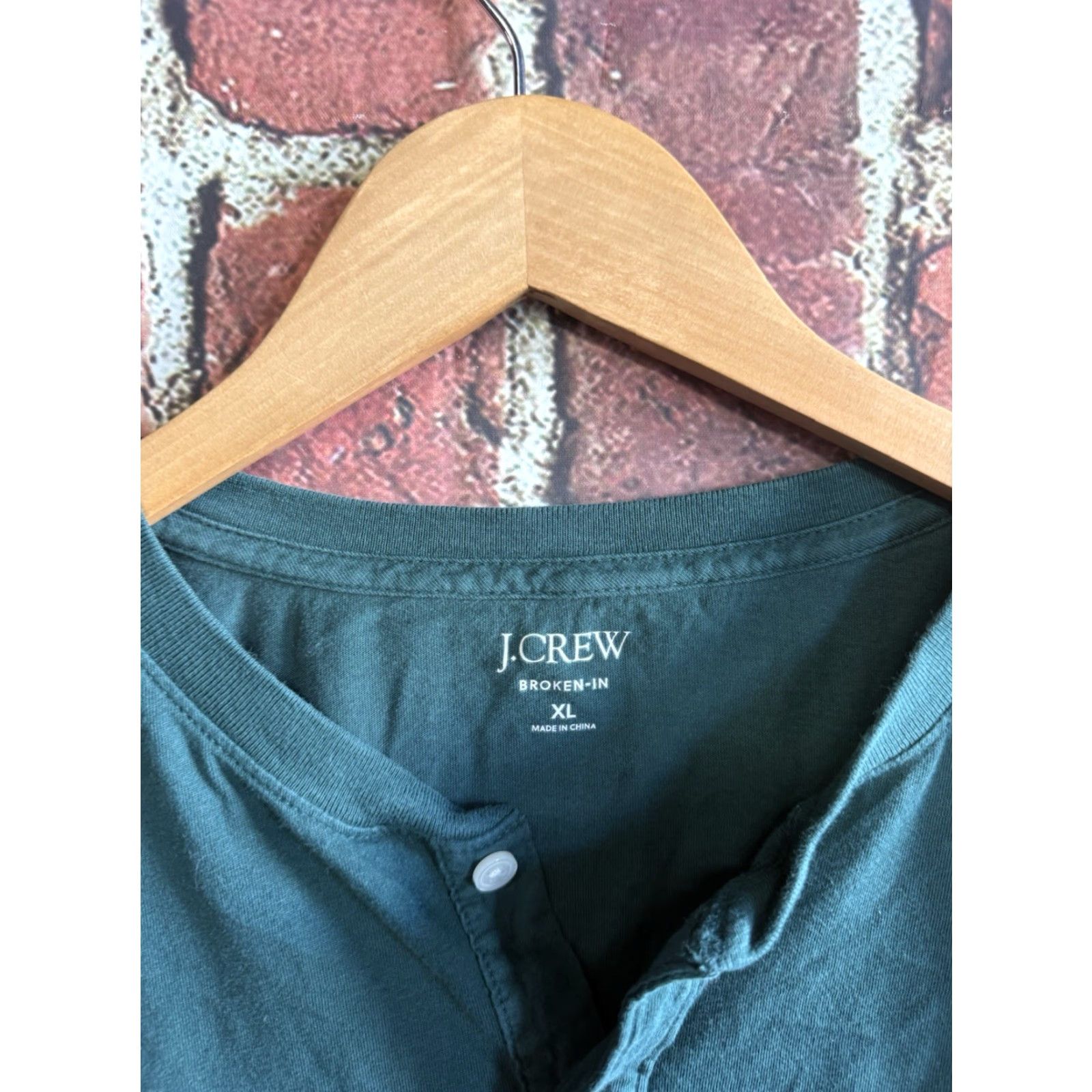 J.Crew J.CREW Mens Green Long Sleeve Henley Shirt XL T-Shirt Size US XL / EU 56 / 4 - 3 Thumbnail