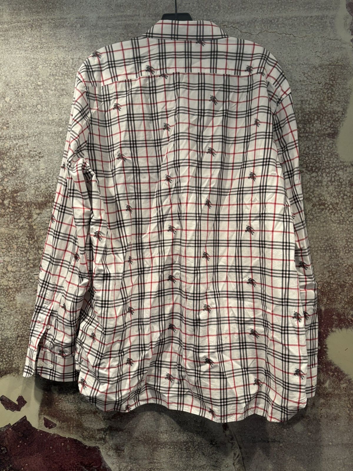 Burberry XXL Burberry White Button Up with Red and Black Plaid Size US XL / EU 56 / 4 - 2 Thumbnail