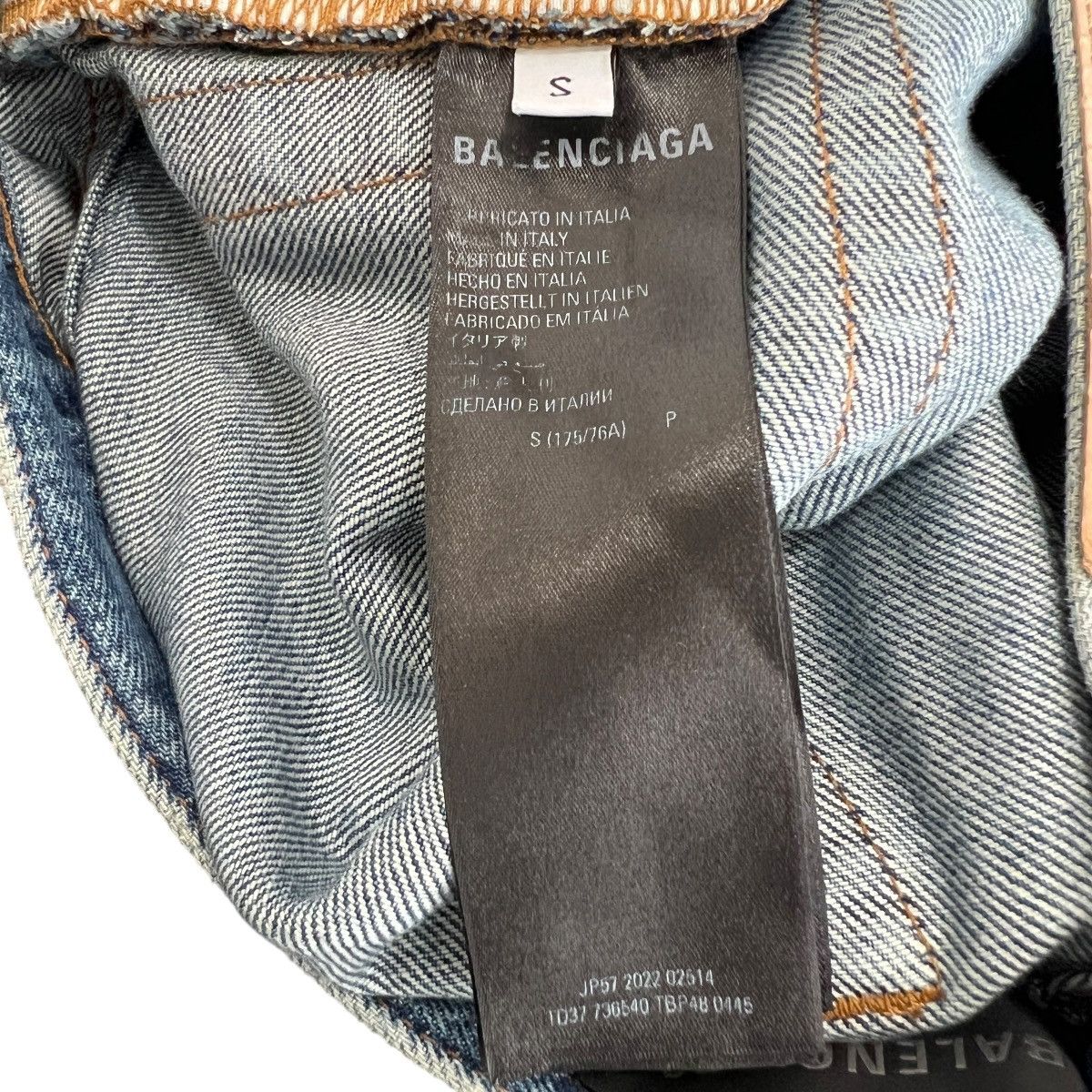 Balenciaga BALENCIAGA 2023SS Damaged Hem Loose Fit Denim Jeans S Size US 32 / EU 48 - 5 Thumbnail