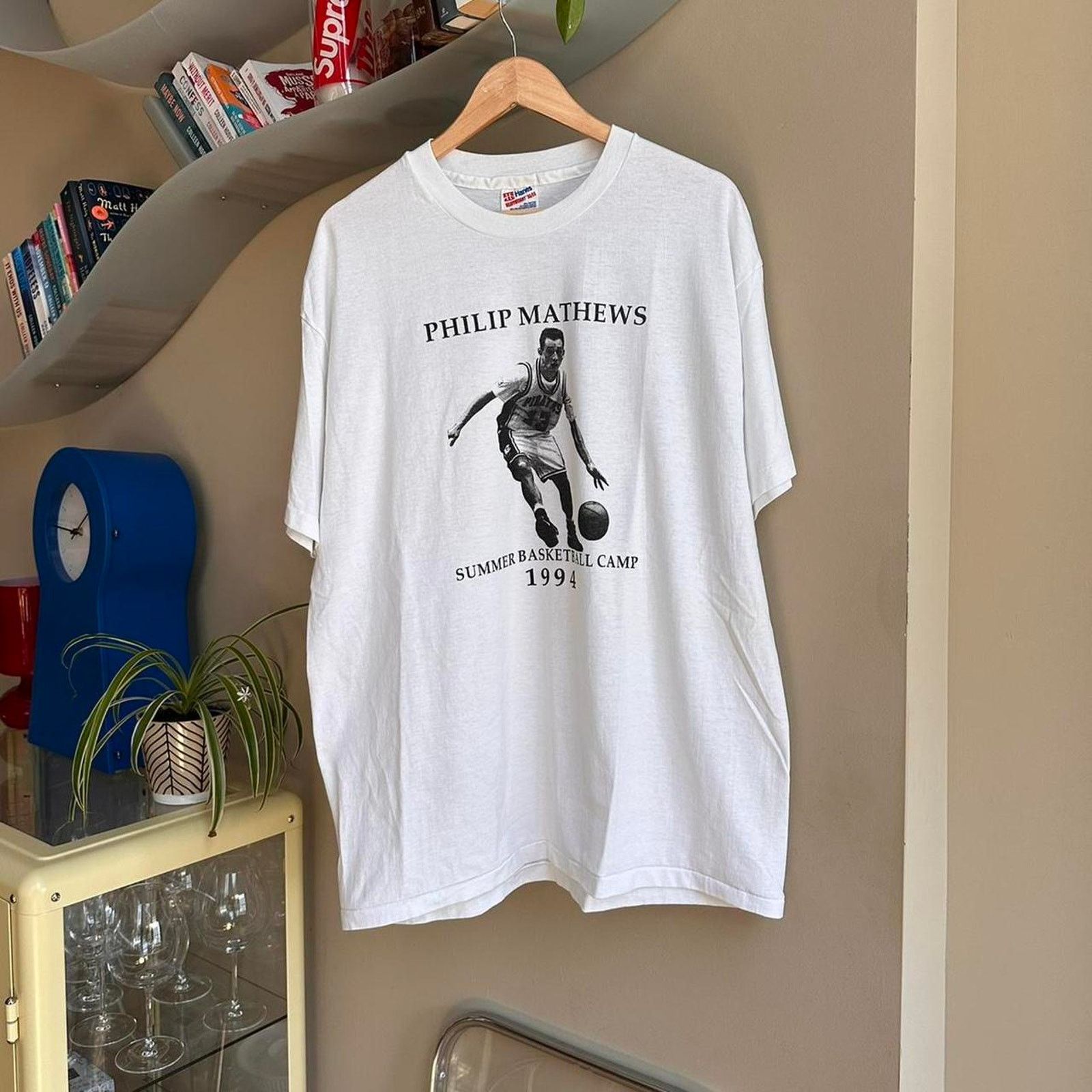 Hanes × Vintage Vintage 1994 Philip Mathews Summer Basketball Camp T-shirt Size US XL / EU 56 / 4 - 1 Thumbnail