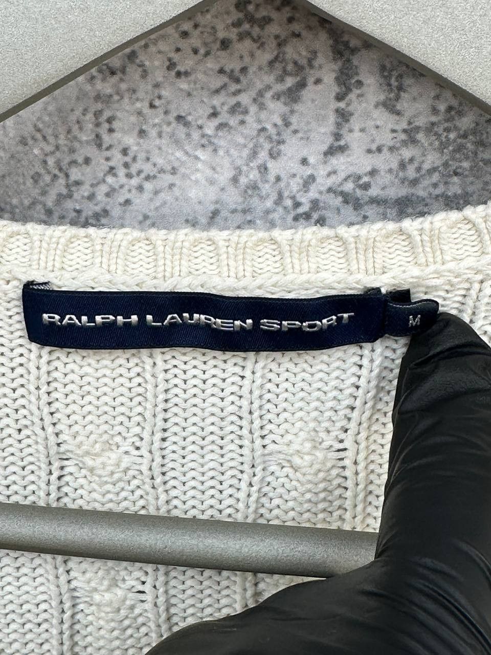 Ralph Lauren Sport Ralph Lauren Sport Cable Knit V-Neck VIntage Ivory Sweater Size M / US 6-8 / IT 42-44 - 8 Thumbnail