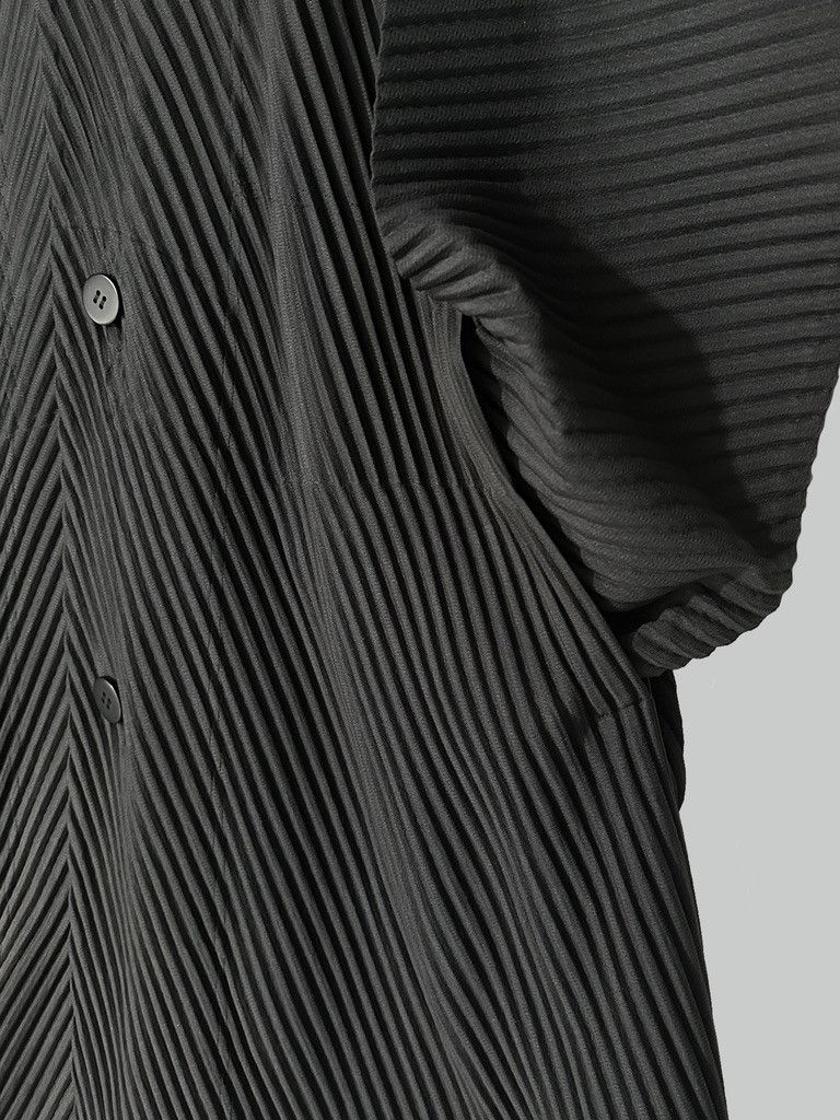 Homme Plisse Issey Miyake × Issey Miyake issey miyake homme plisse Size US L / EU 52-54 / 3 - 4 Thumbnail