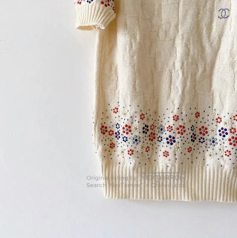 Chanel Chanel Spring Autumn Beige Cashmere Knit Short Sleeve T-shi Size M / US 6-8 / IT 42-44 - 3 Thumbnail