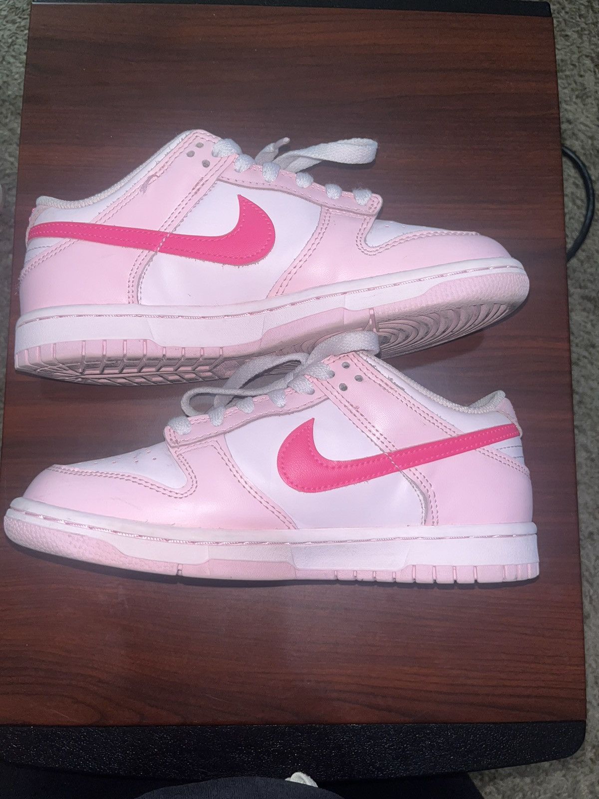 Nike Dunk Low GS 'Triple Pink' Size US 4.5 / IT 34.5 - 2 Thumbnail
