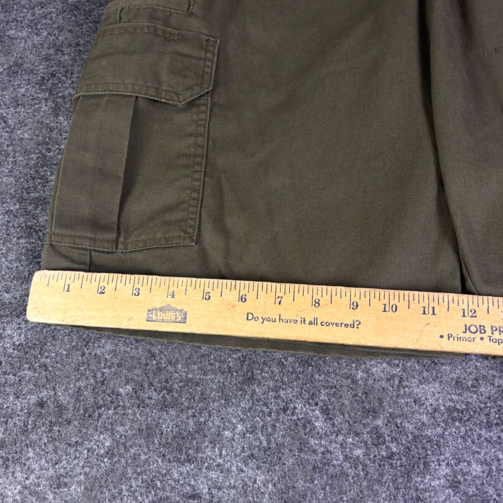 Dickies Dickies Cargo Shorts Olive Green Relaxed Fit Workwear Twill Size 35 Men Casual Shorts Cargo Pocket 80s Style Size US 35 - 4 Thumbnail