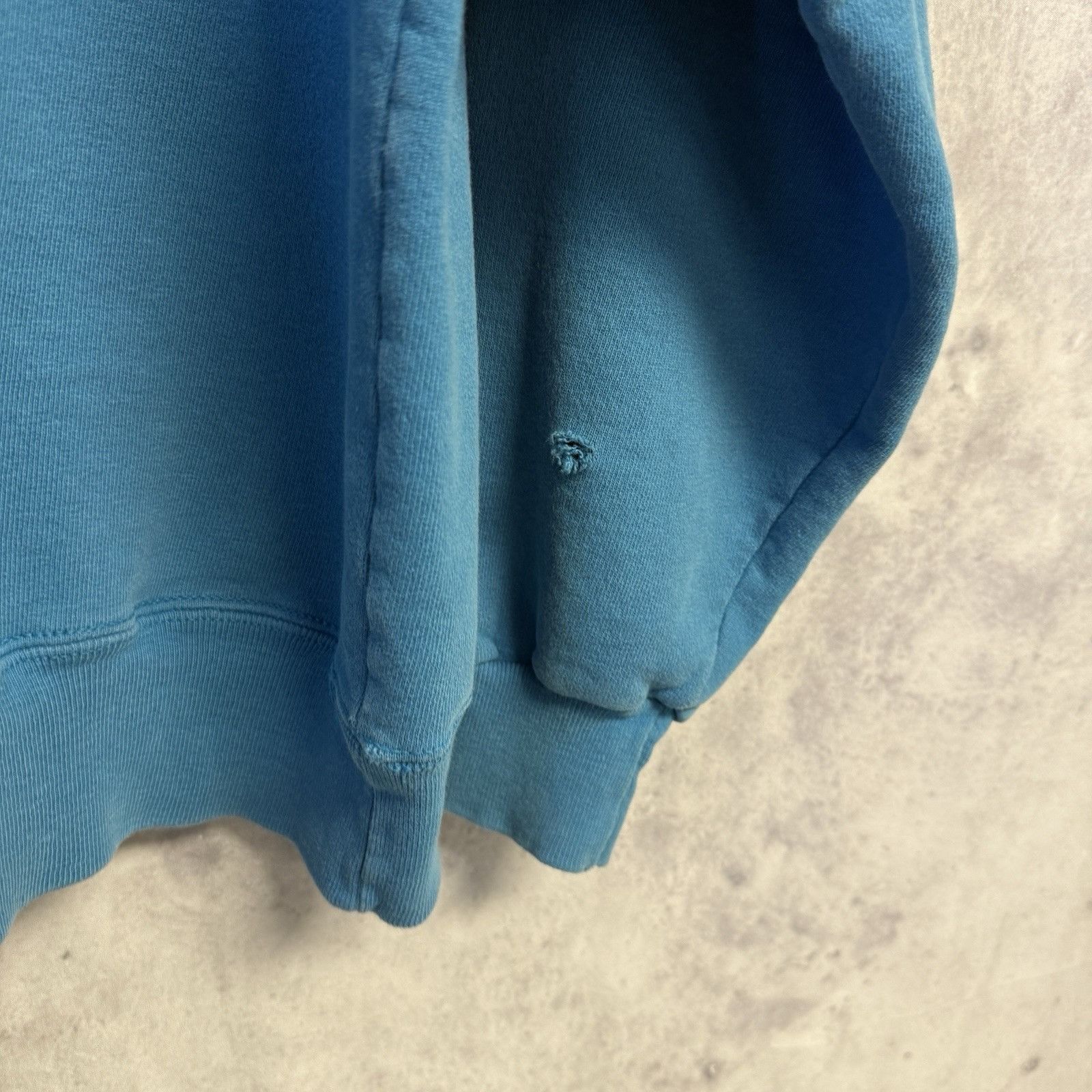 Champion Vintage 90s Champion Sweatshirt Mens M 19.5x22.5 Blue Single Size US M / EU 48-50 / 2 - 10 Thumbnail