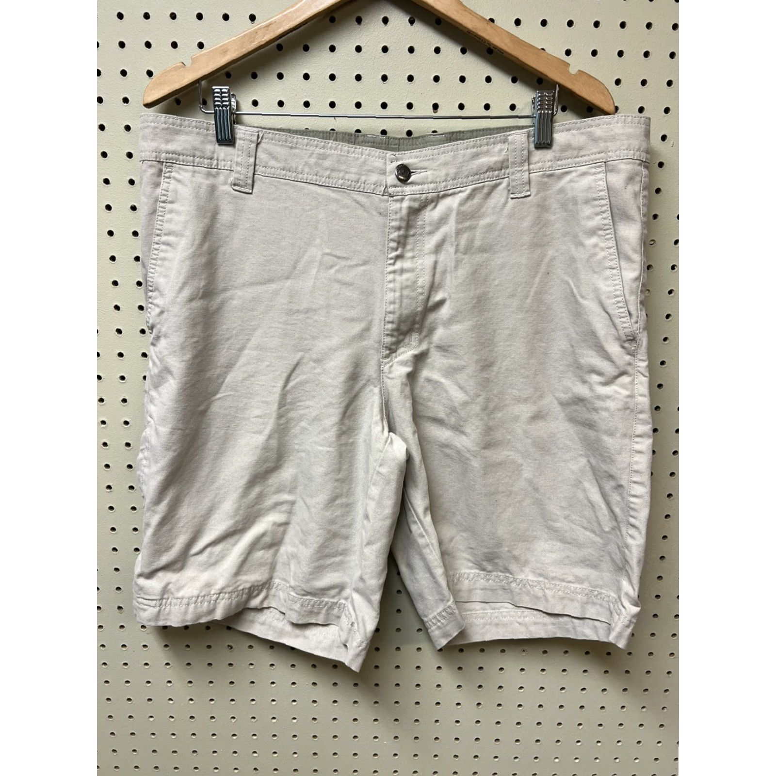 Vintage Columbia Shorts Mens 38 Outdoor Active Hiking Tan Khaki Heavyweight Premium Size US 38 / EU 54 - 2 Thumbnail