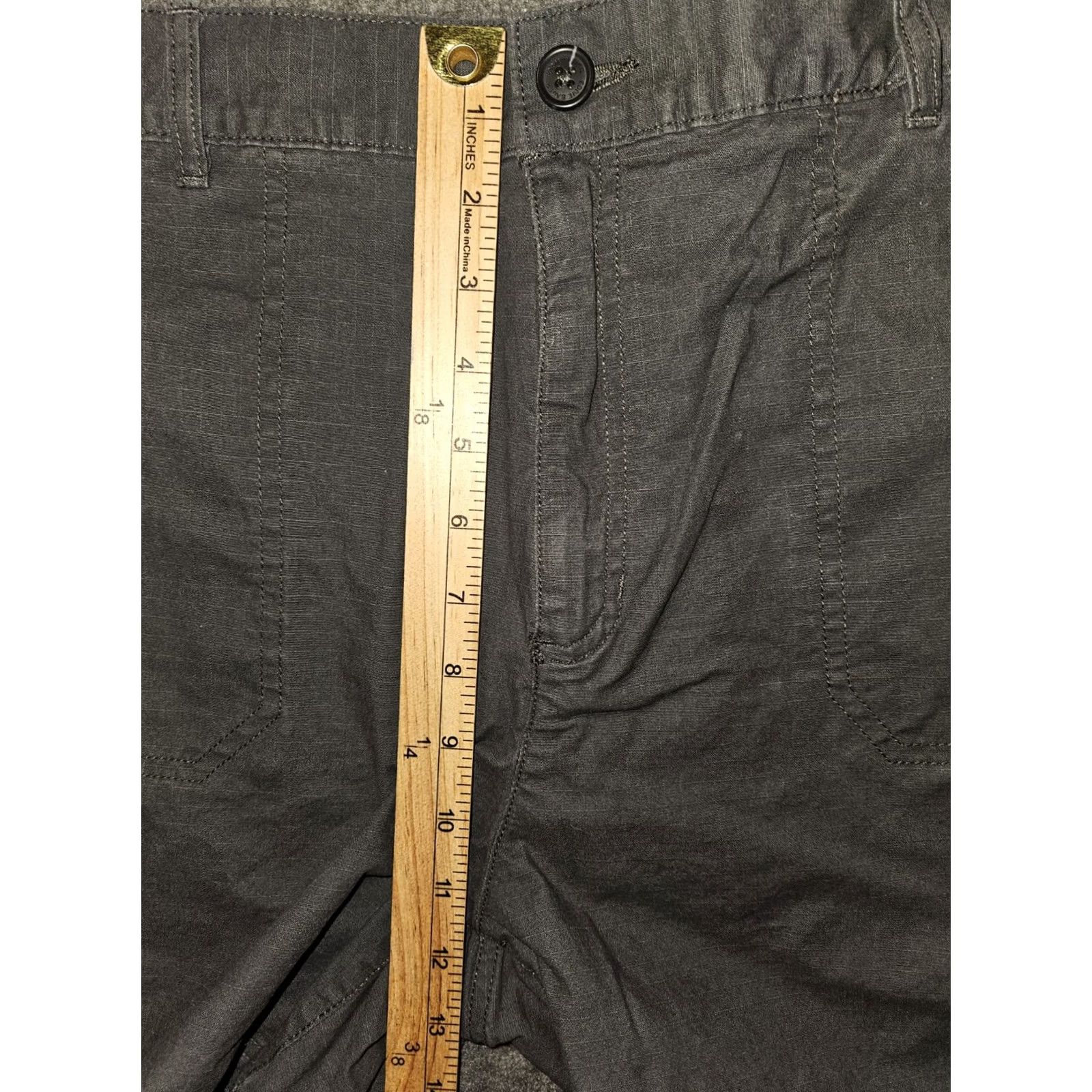 Eddie Bauer Eddie Bauer Rip Stop Chino Shorts Women's 10 Gray High Rise Flap Pocket Hiking Size 32" / US 10 / IT 46 - 4 Thumbnail