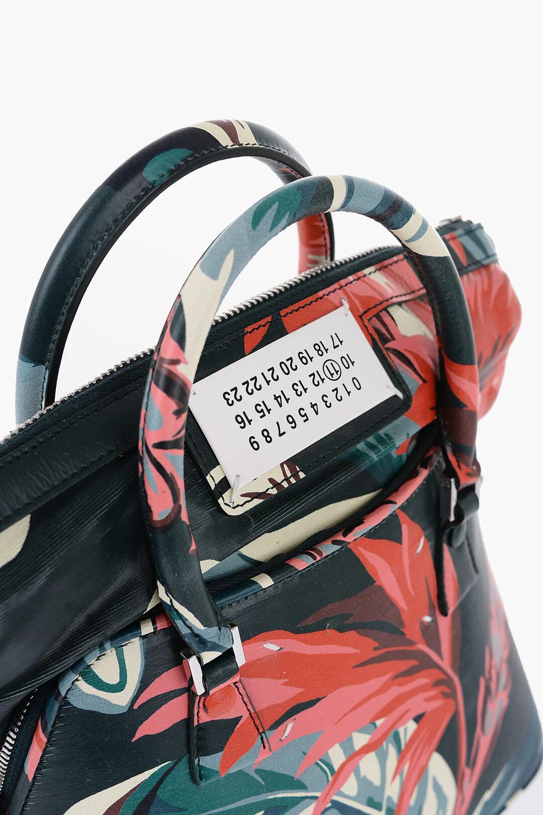 Maison Margiela og1mm0326 Size: OS / Shoulder Bag in Green Size ONE SIZE - 5 Thumbnail
