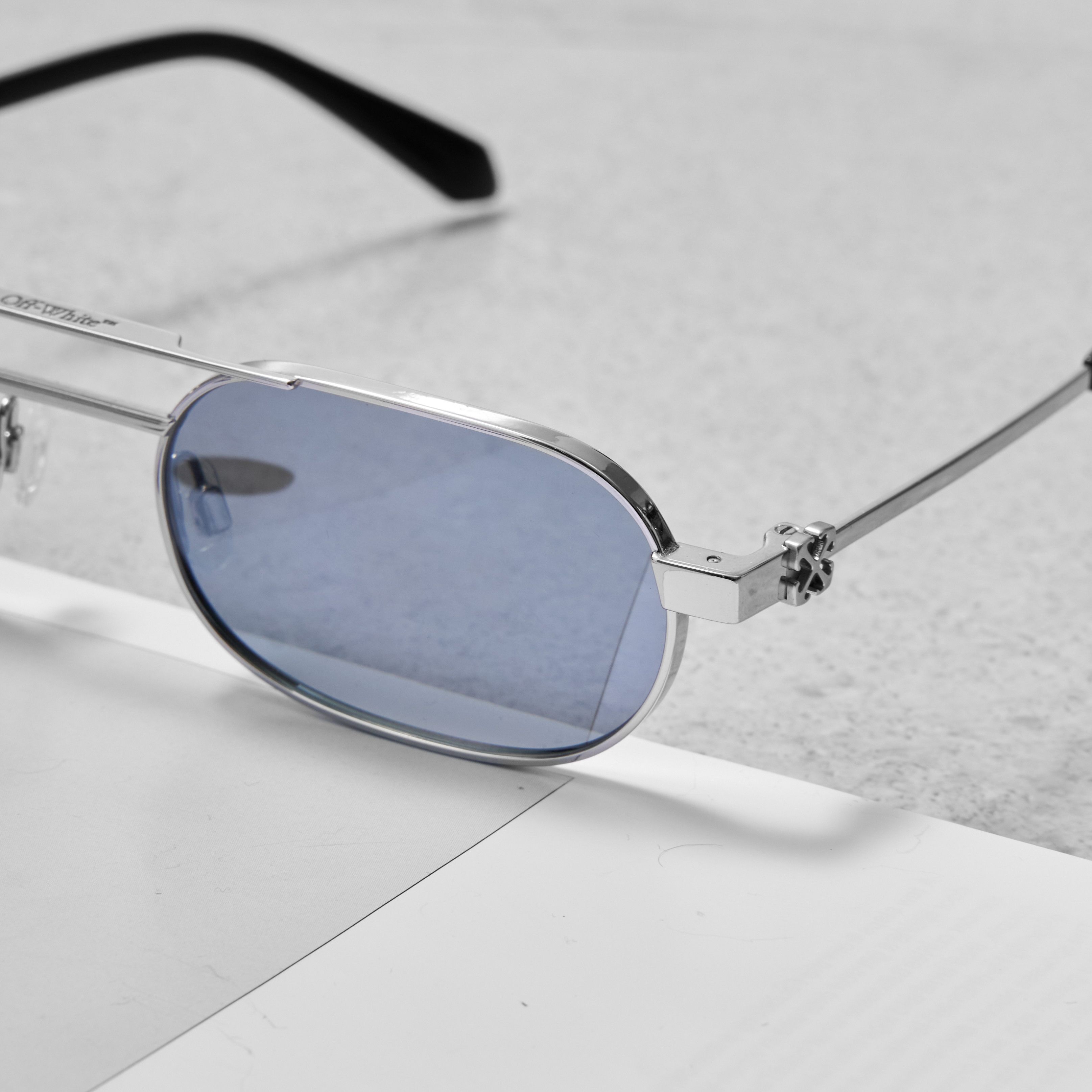Off-White OFF WHITE Vaiden Oval Frame Sunglasses Size ONE SIZE - 5 Thumbnail