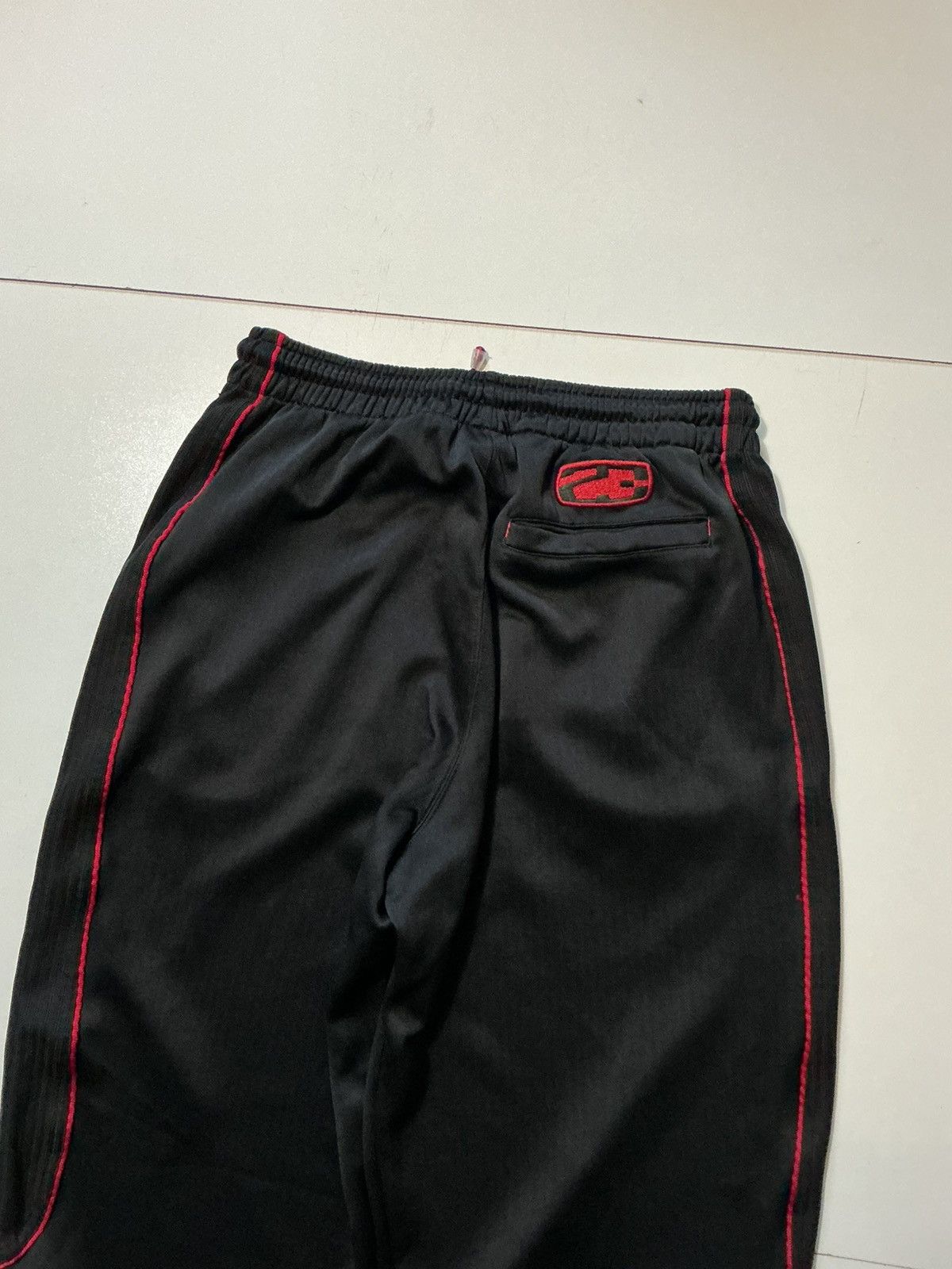 Jordan Brand Vintage Y2K Air Jordan Jumpman 23 Stripe Warm Up Track Pants Size US 36 / EU 52 - 11 Thumbnail
