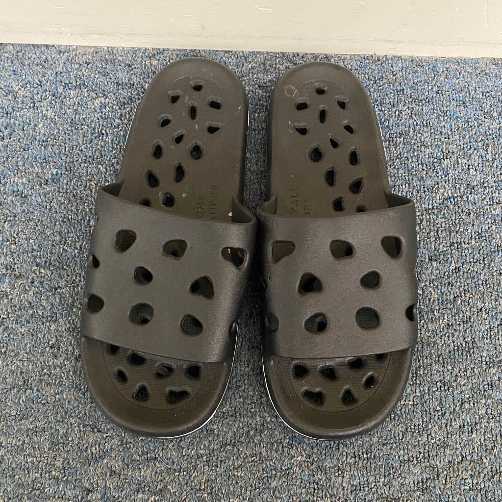Other Enjoyall shoes men 12 slip on sandals w/hollow cut out holes Size US 12 / EU 45 - 3 Thumbnail