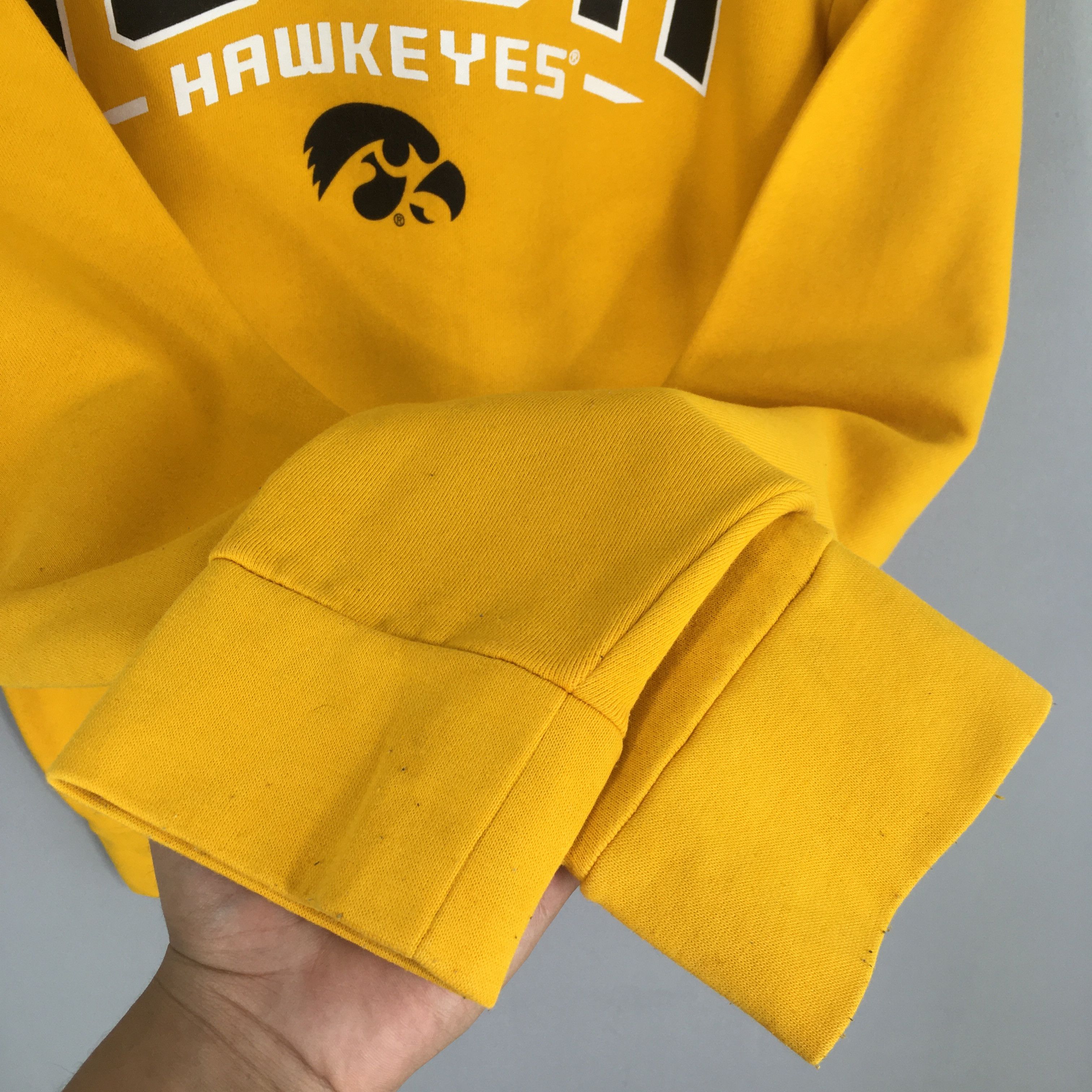 Champion Vintage Champion Iowa Hawkeyes Football Sweatshirt Small Size US S / EU 44-46 / 1 - 4 Thumbnail