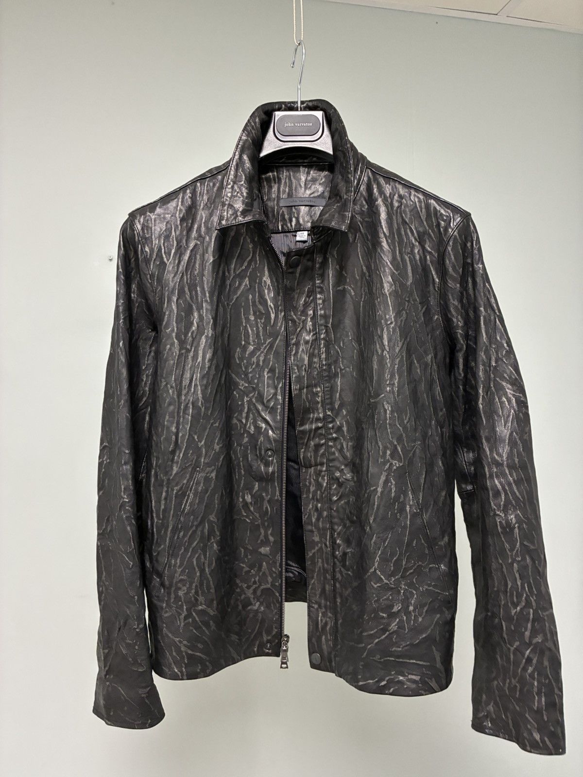 John Varvatos Crinkled Leather Jacket EU 48 USA 38 Size US M / EU 48-50 / 2 - 1 Thumbnail
