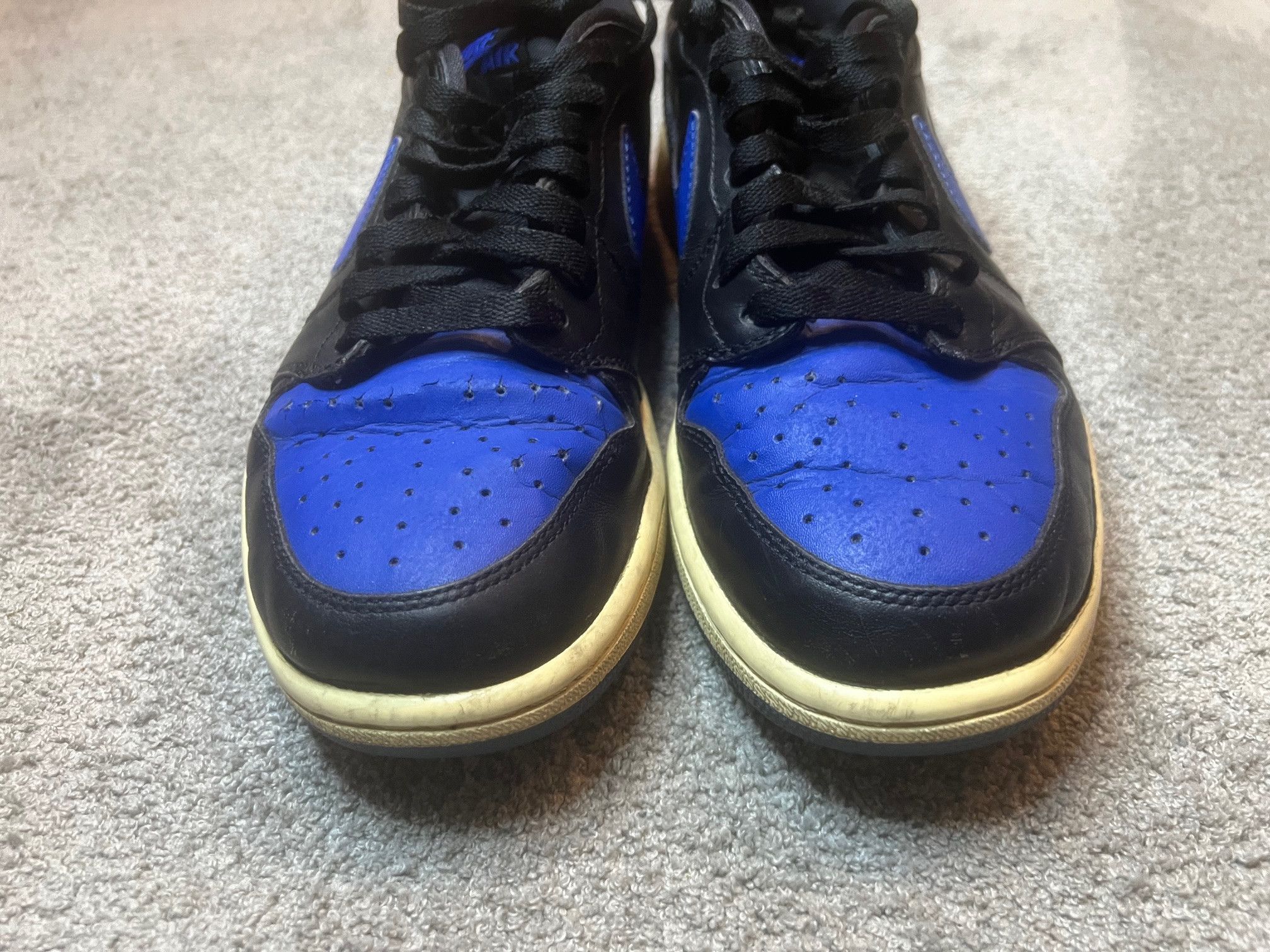 Jordan Brand Jordan 1 Retro Low Royal (2015) Size US 9.5 / EU 42-43 - 3 Thumbnail