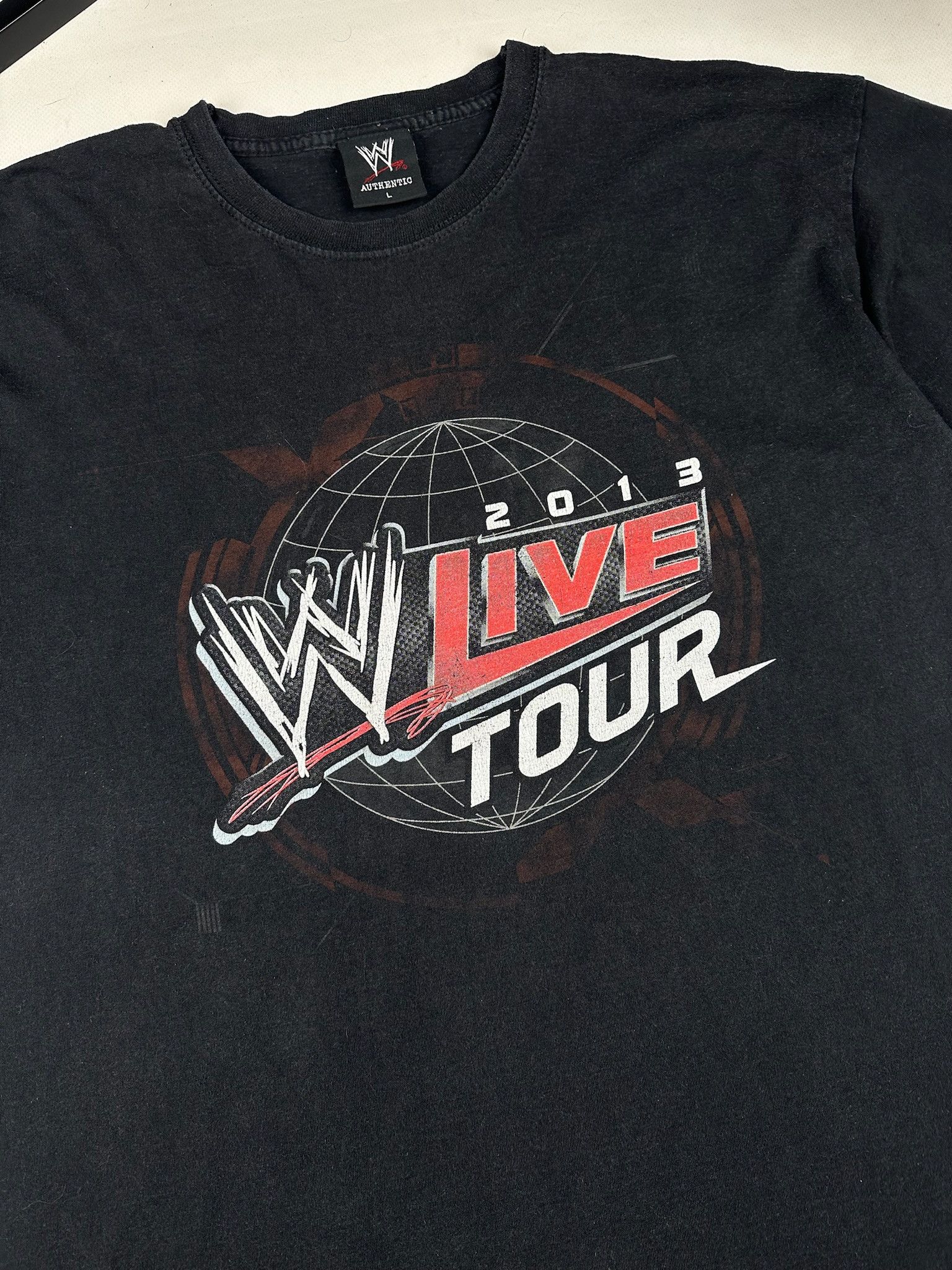 Vintage Vintage Wwe Wrestling Tour 2013 T-shirt Size US L / EU 52-54 / 3 - 2 Thumbnail
