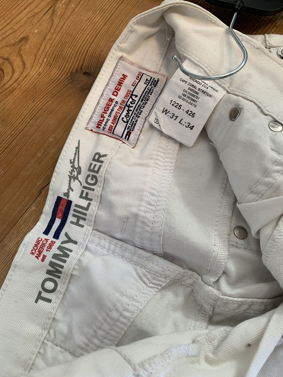 Tommy Hilfiger Tommy Hilfiger Vintage White Jeans Size US 31 - 2 Thumbnail