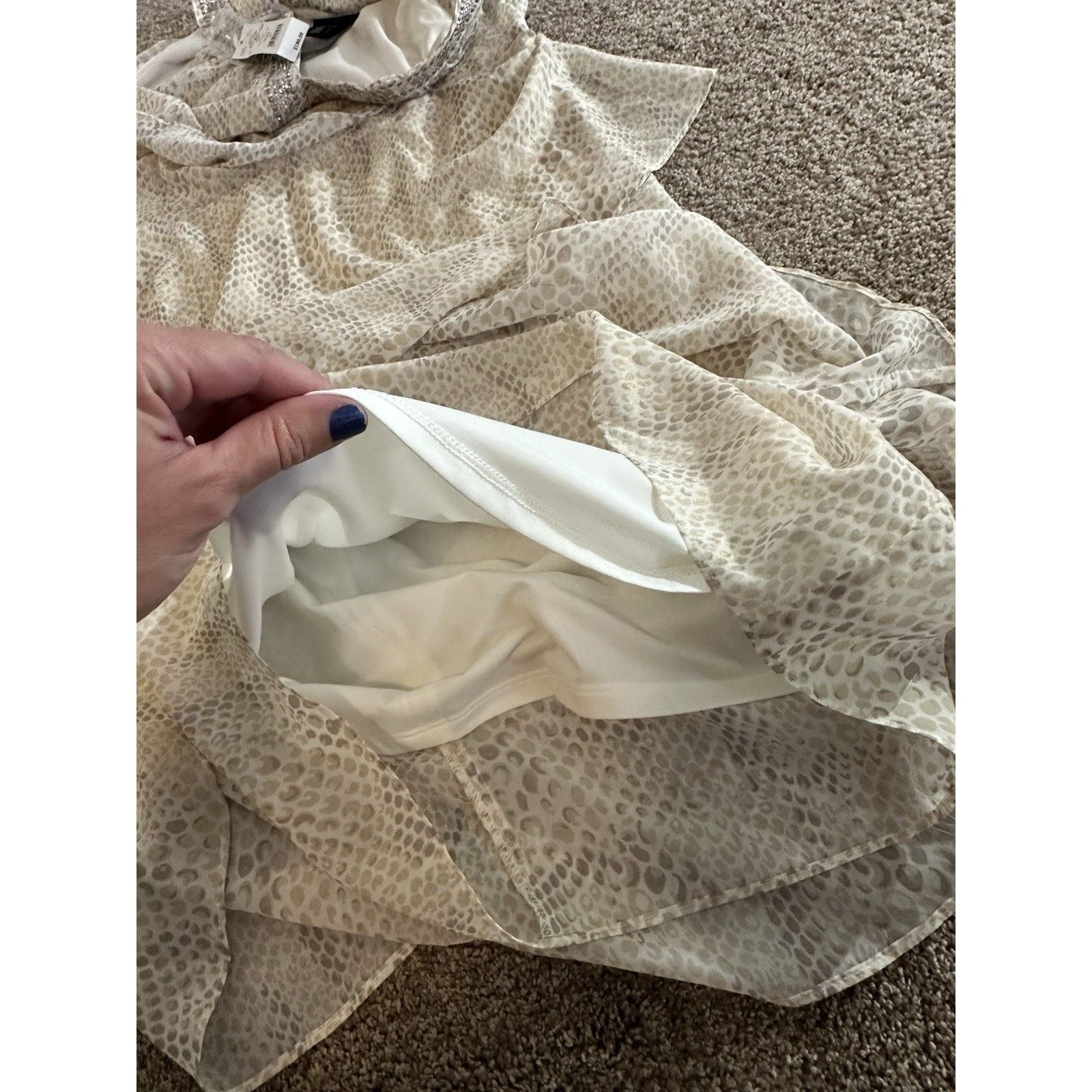 White House Black Market NWT White House Black Market Tiered Shift Dress Size 10 Size L / US 10 / IT 46 - 9 Thumbnail