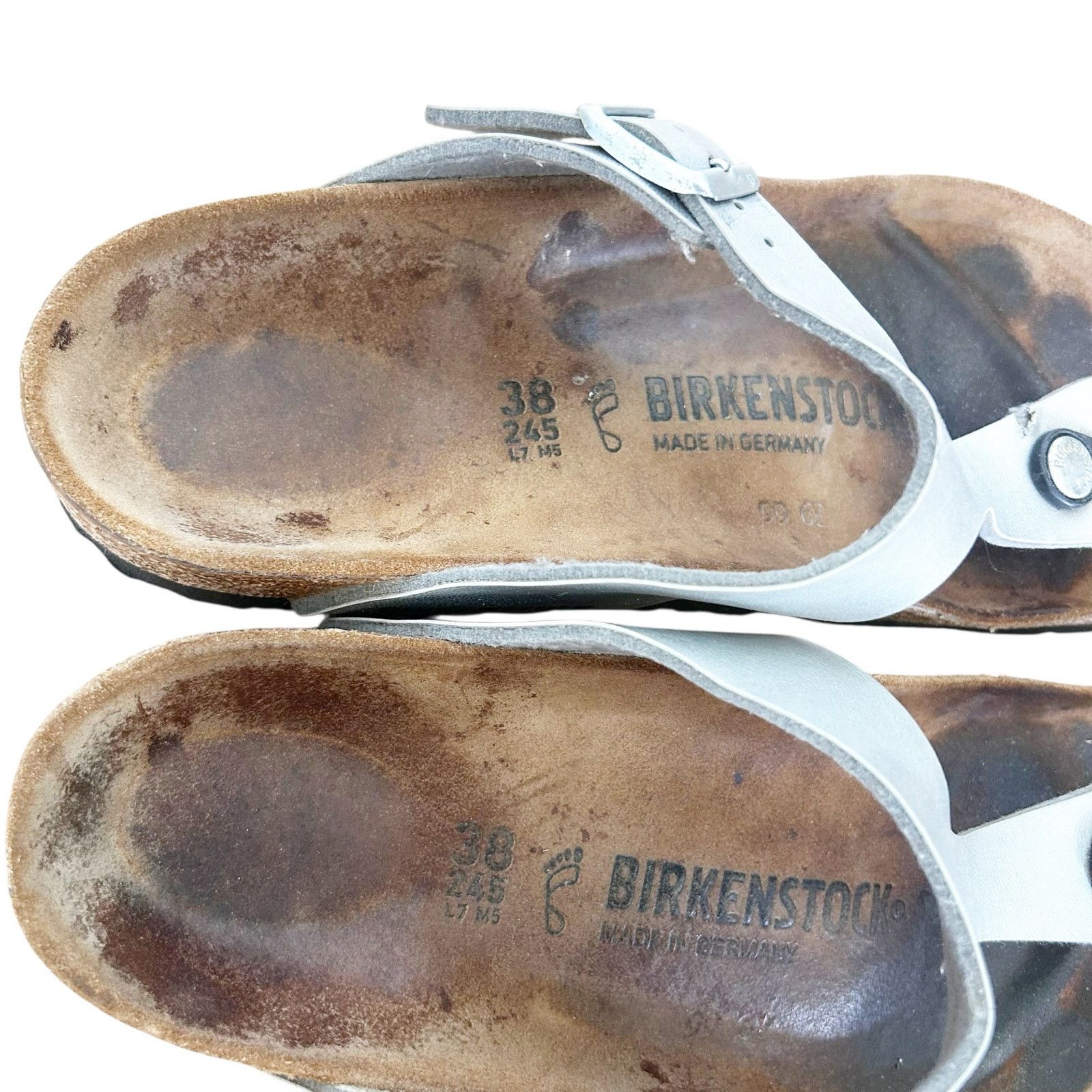 Birkenstock Birkenstock Gizeh Silver Metallic Sandals Sz 7 Size US 7 / IT 37 - 4 Thumbnail