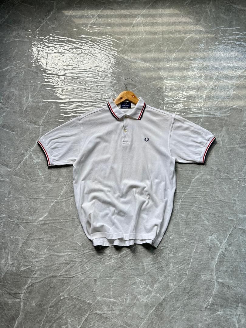 Fred Perry FRED PERRY COLLAR DOUBLE TIP Size US S / EU 44-46 / 1 - 1 Thumbnail