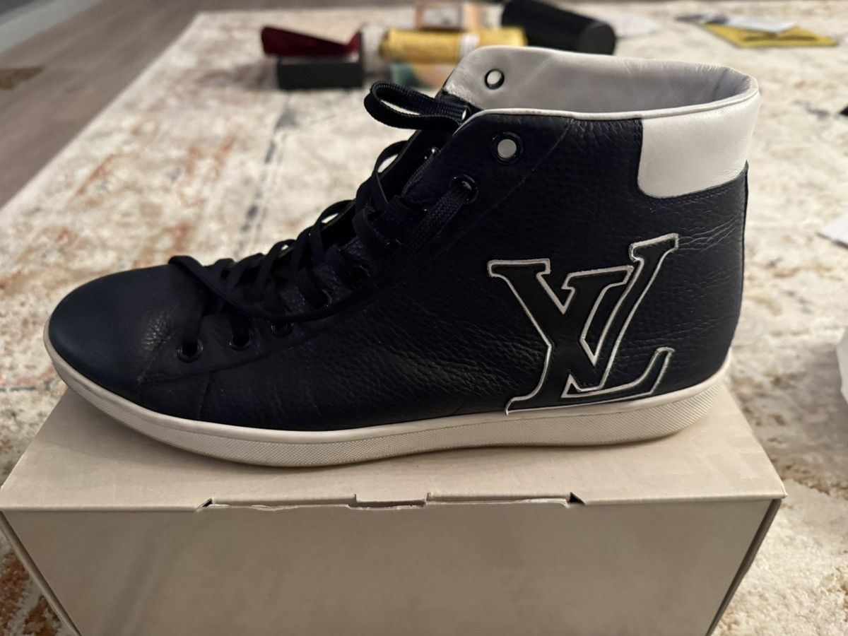 Louis Vuitton Louis Vuitton high top leather sneakers Size US 12 / EU 45 - 4 Thumbnail